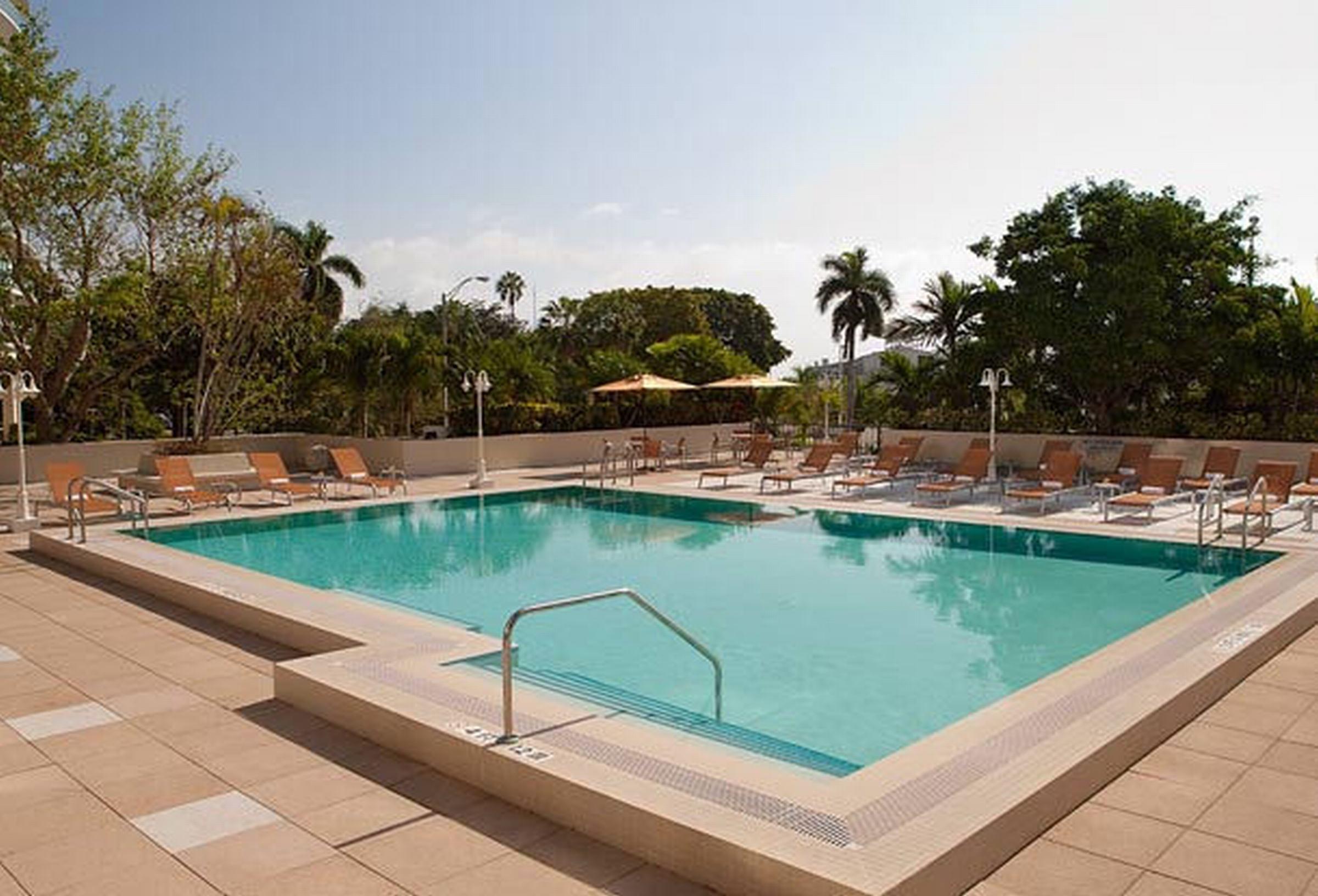 Courtyard Coconut Grove 3* Miami