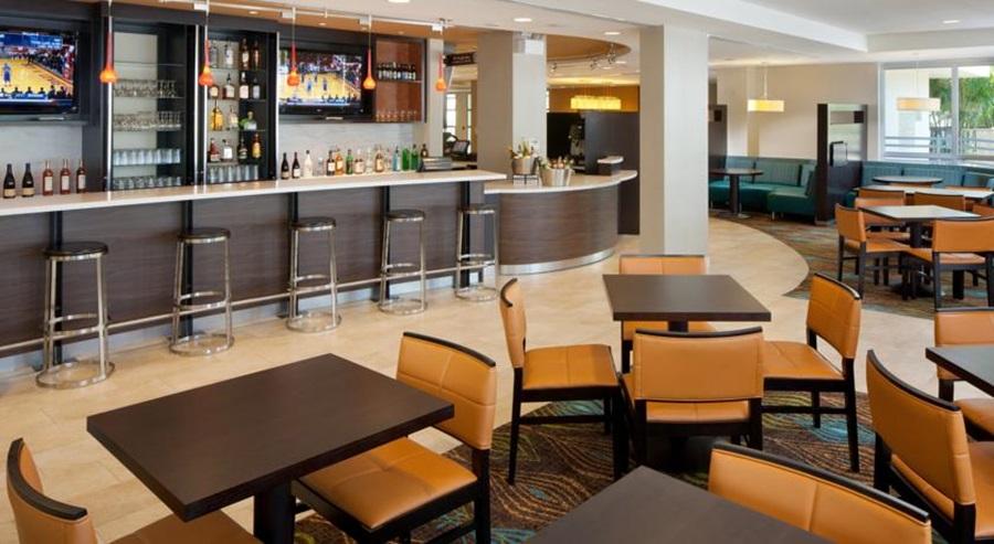 Hotel Courtyard Coconut Grove 3*