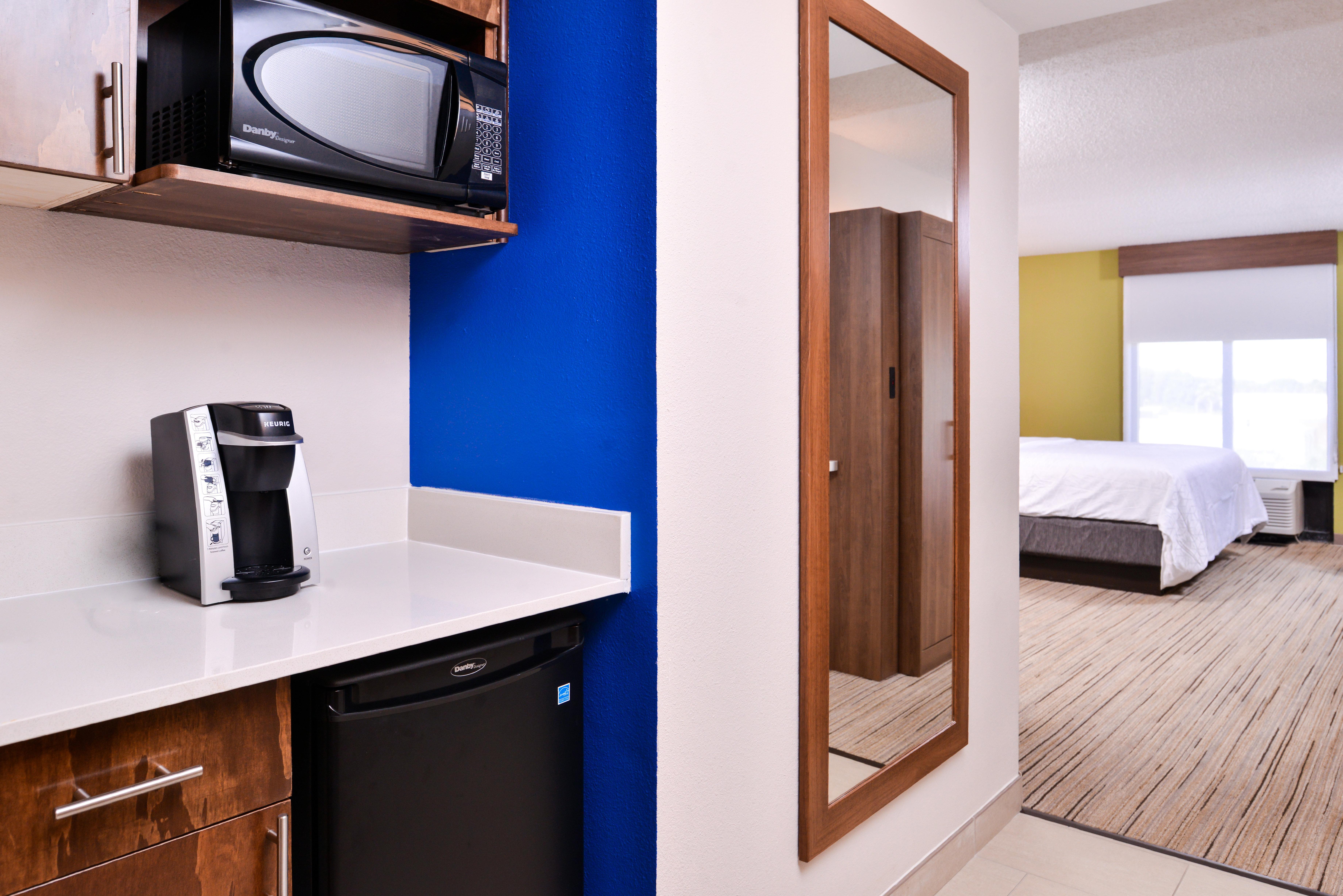 Express & Tampa-anderson Road-veterans Exp By Ihg Hotel 2*