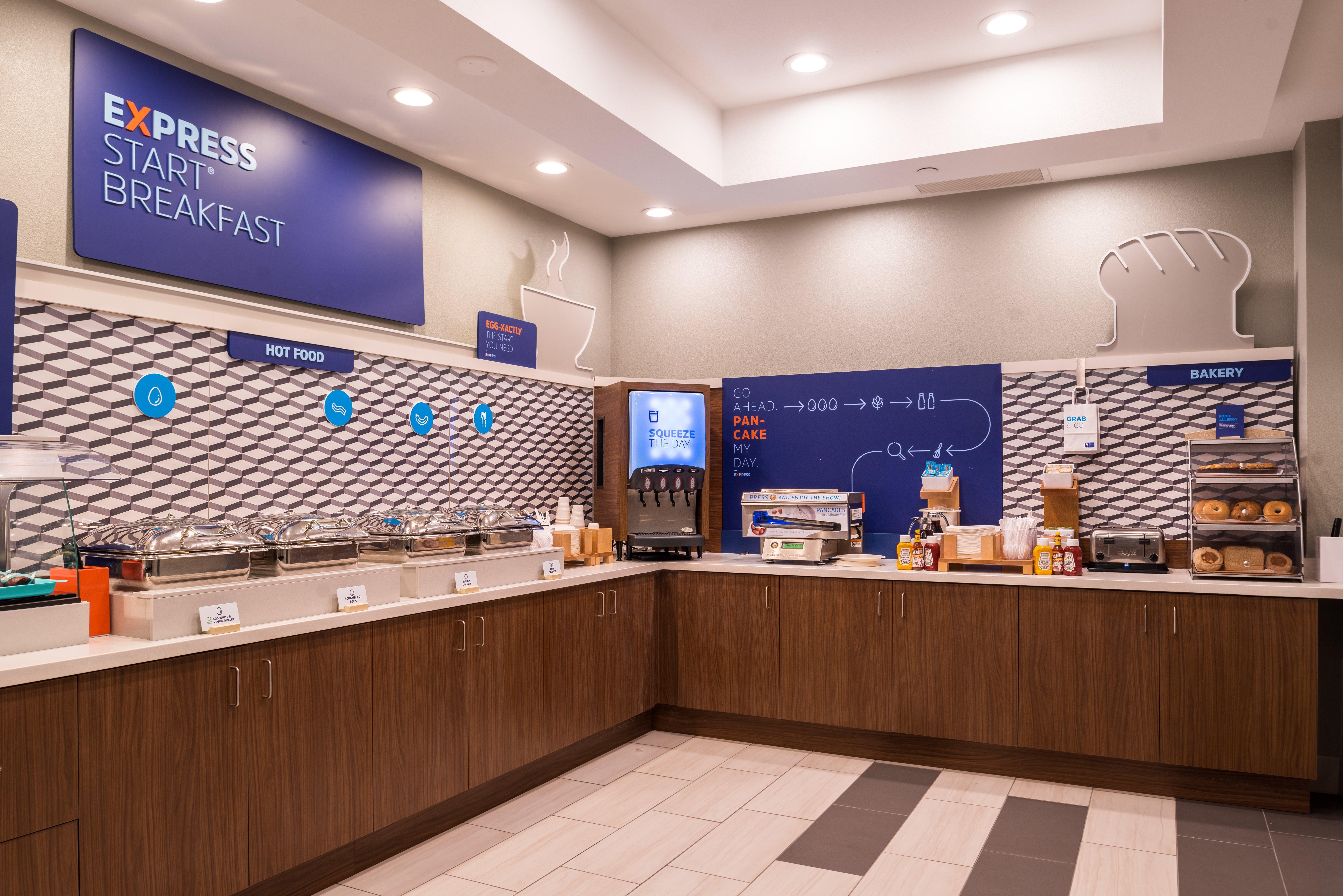 Express & Tampa-anderson Road-veterans Exp By Ihg Hotel 2*