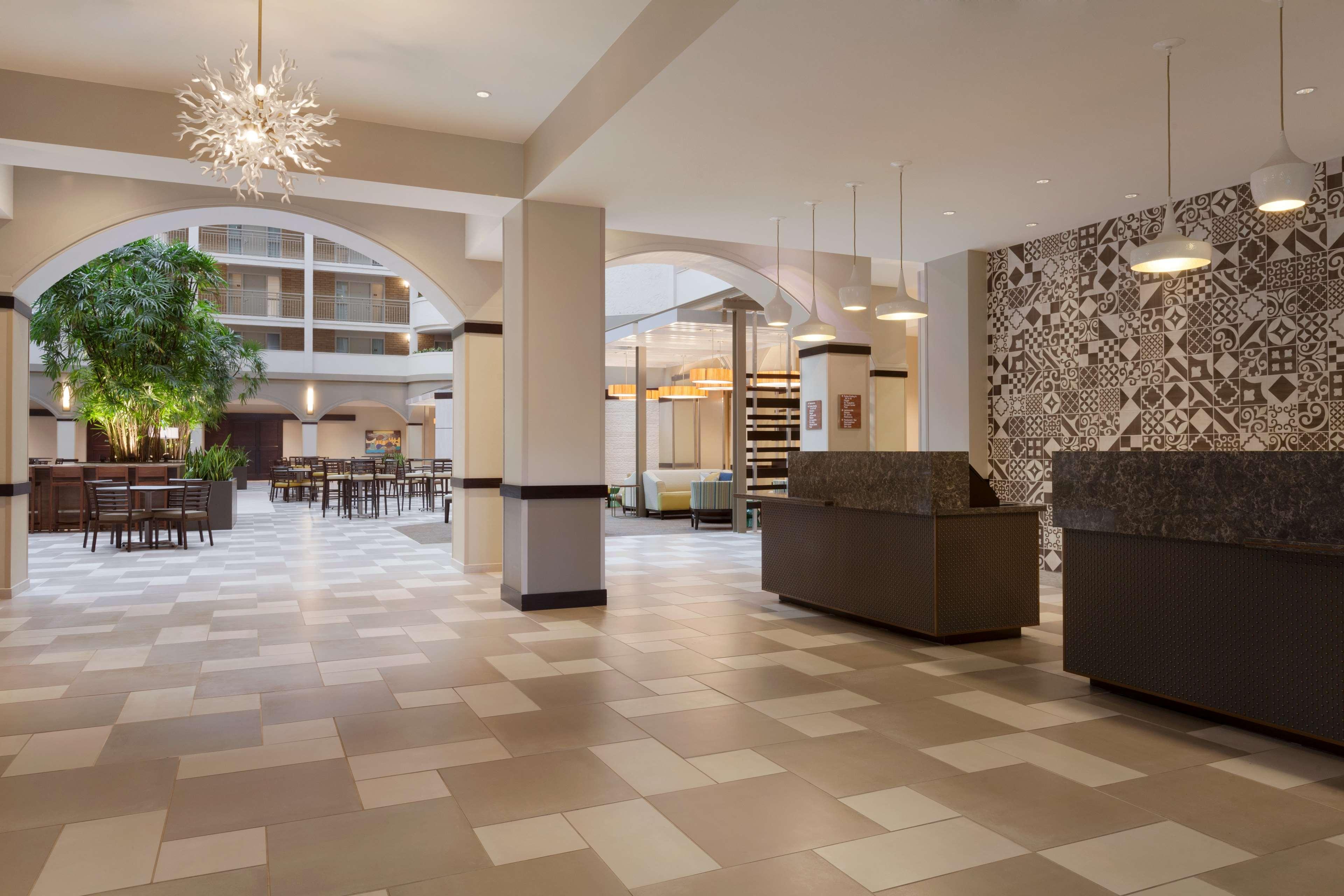 Embassy By Hilton Baymeadows 3*