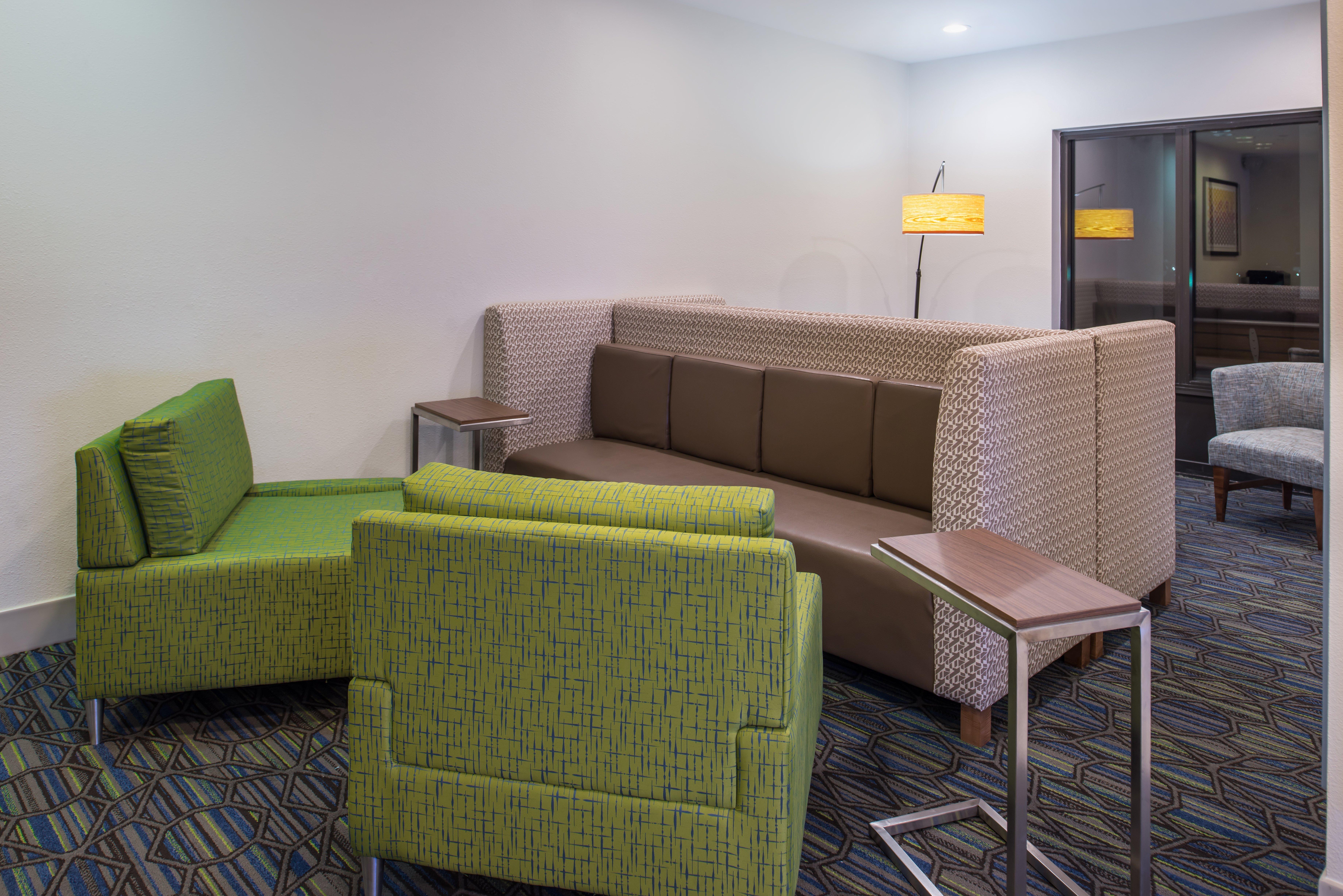 Express & Tampa-anderson Road-veterans Exp By Ihg