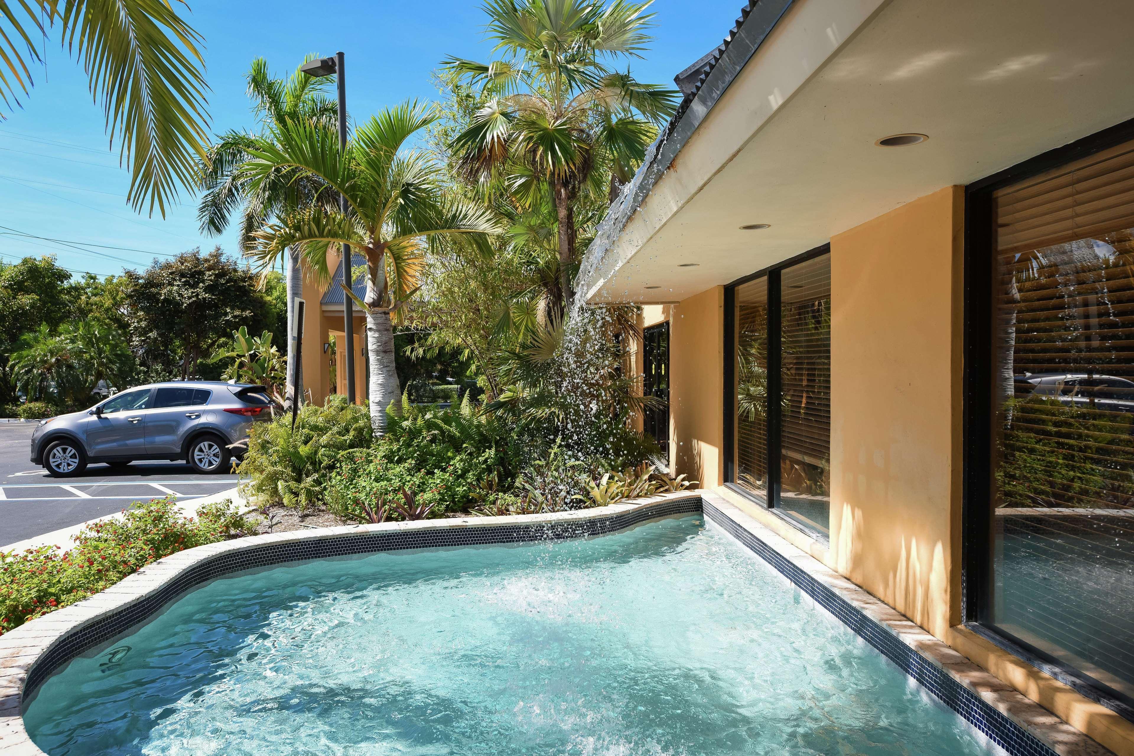Hampton Hotel