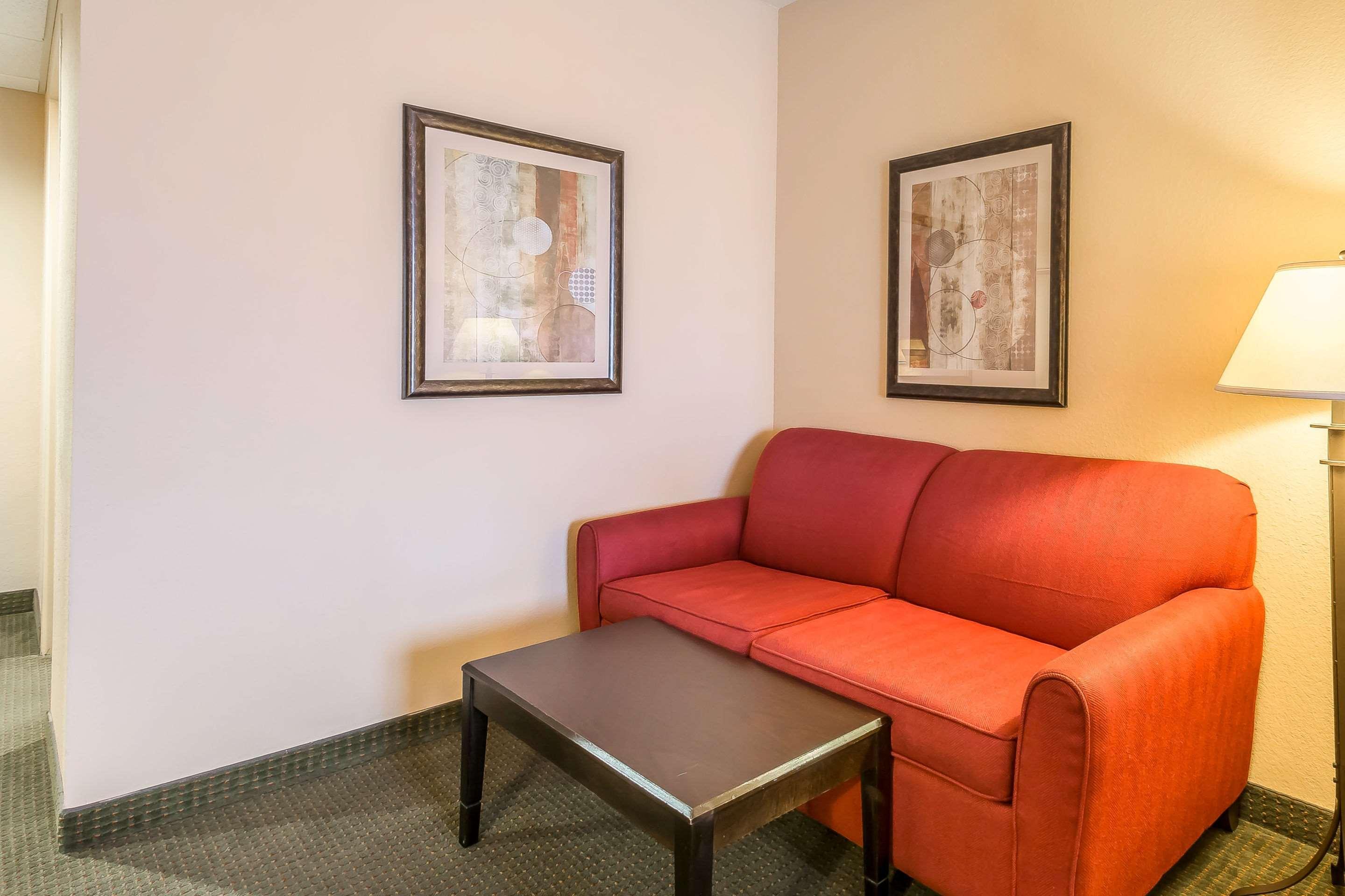 Hotel Comfort West 3*