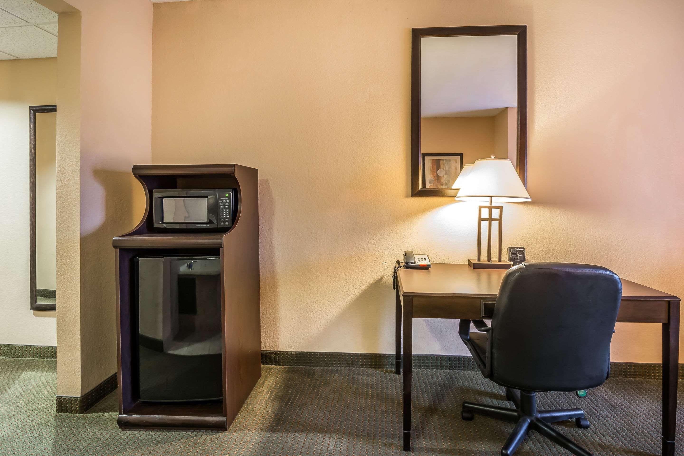Hotel Comfort West 3*