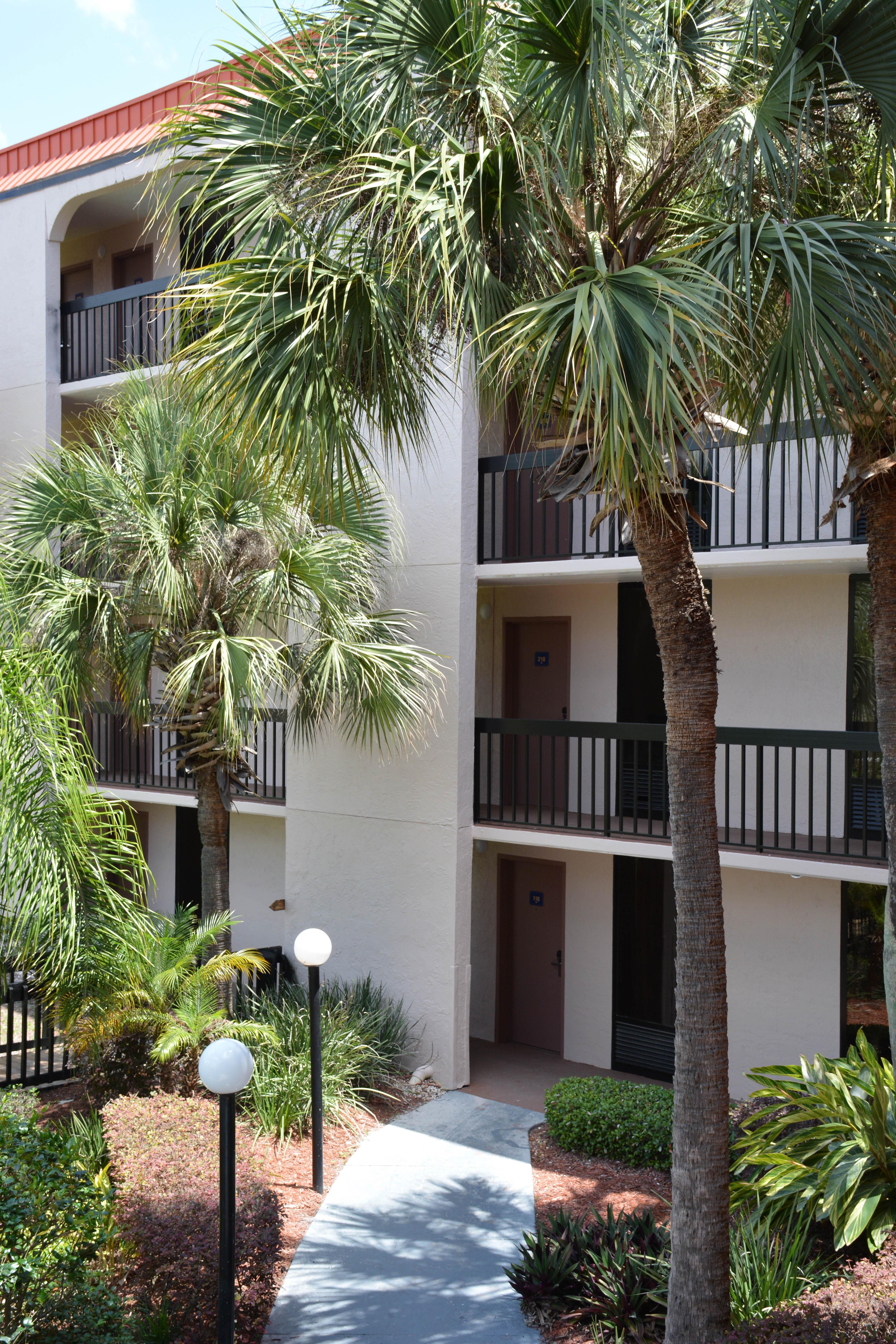 Grand Hotel Orlando At Universal Blvd - Shuttle To Theme Parks Hotel