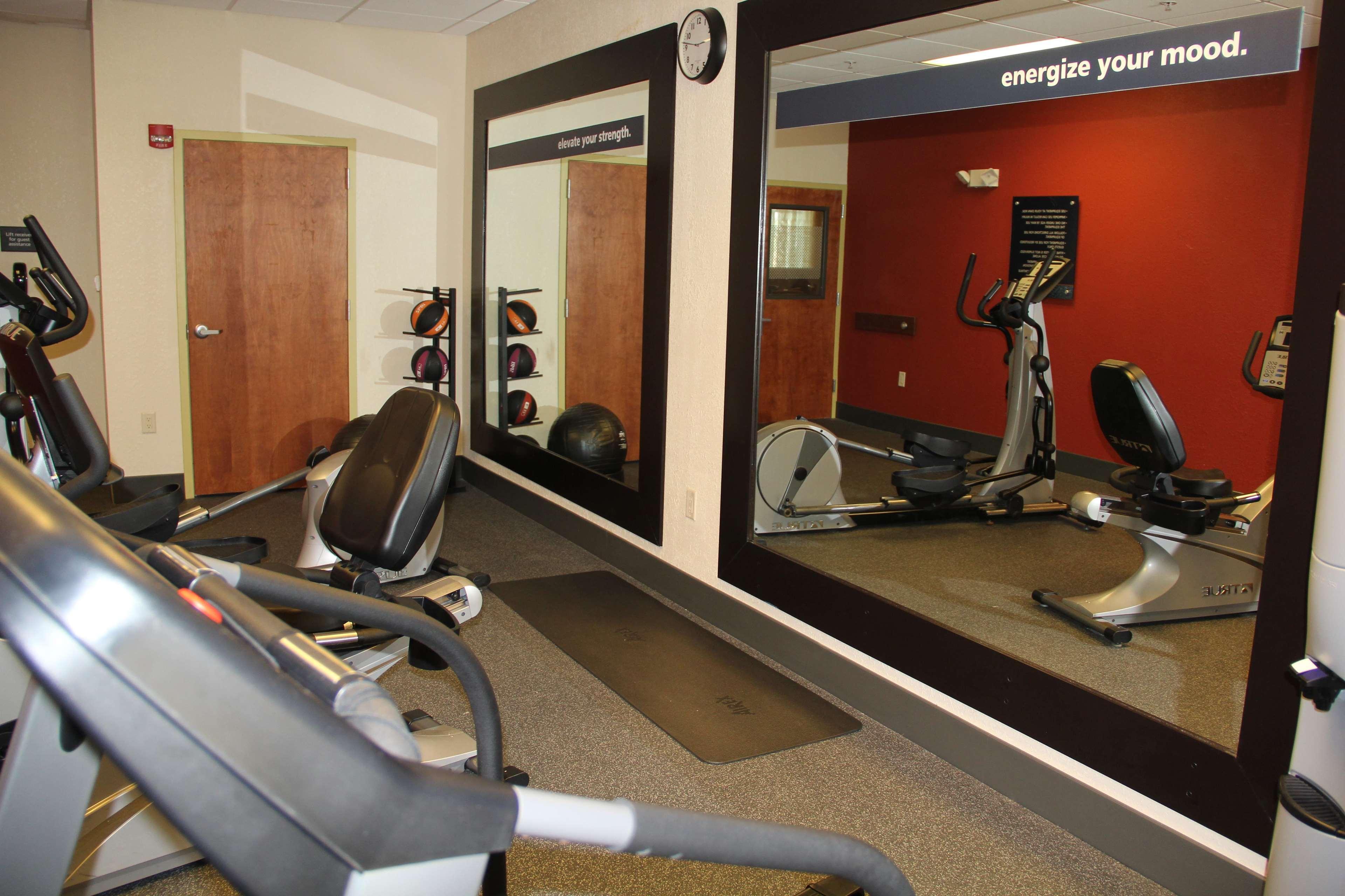 Hampton & - Pierce Hotel 3*