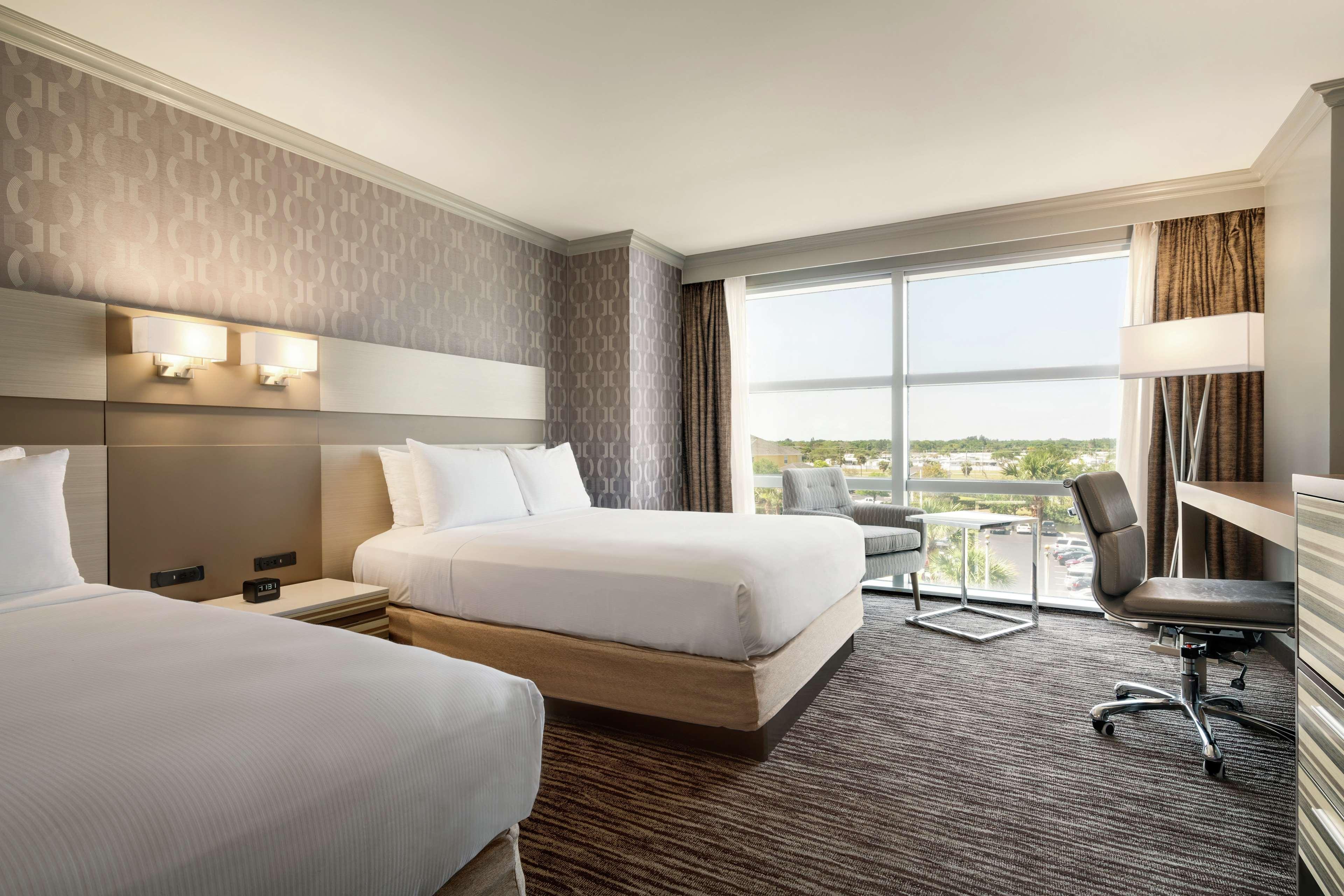 Hilton Melbourne, Fl Hotel 3*