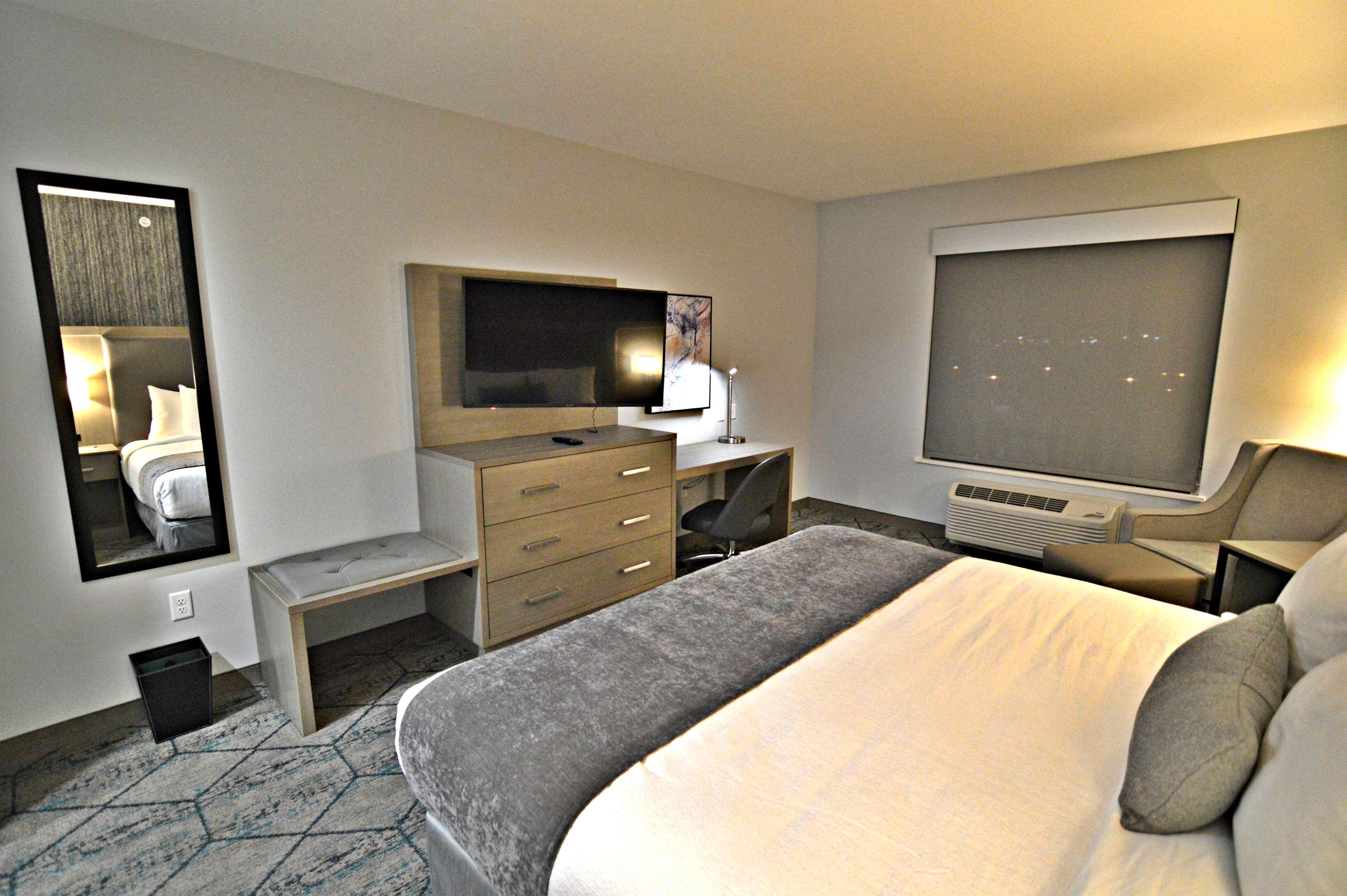 Spark By Hilton Destin Hotel 3*