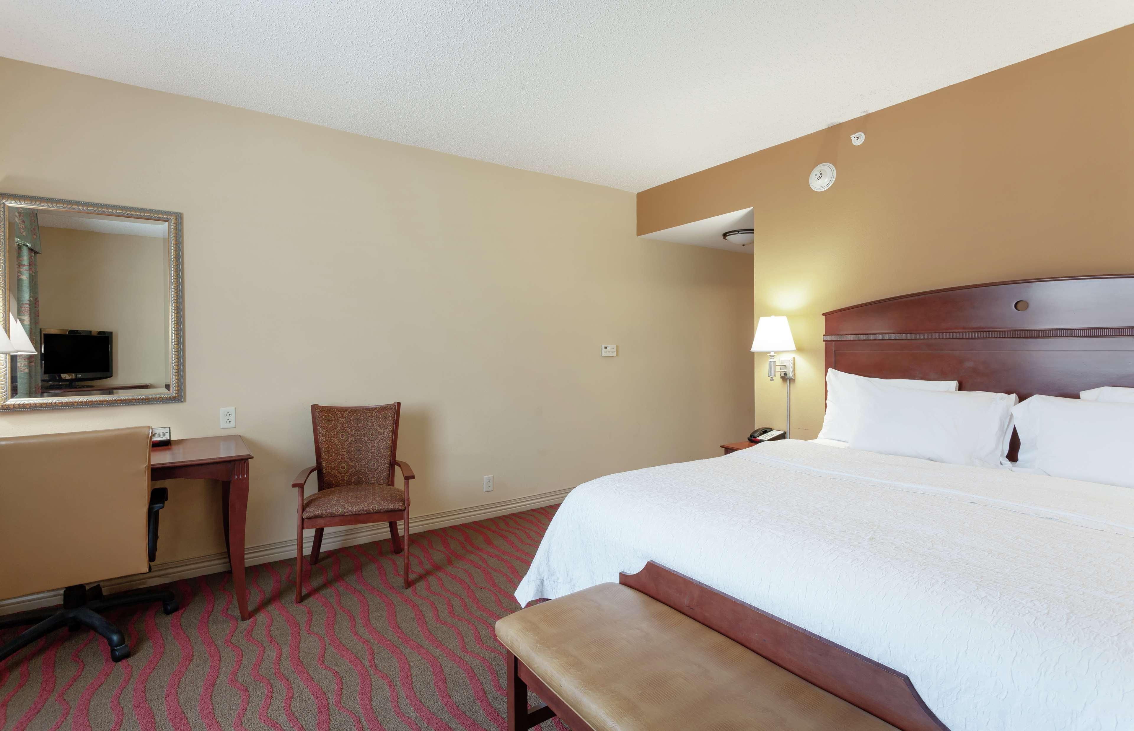 Hotel Hampton &