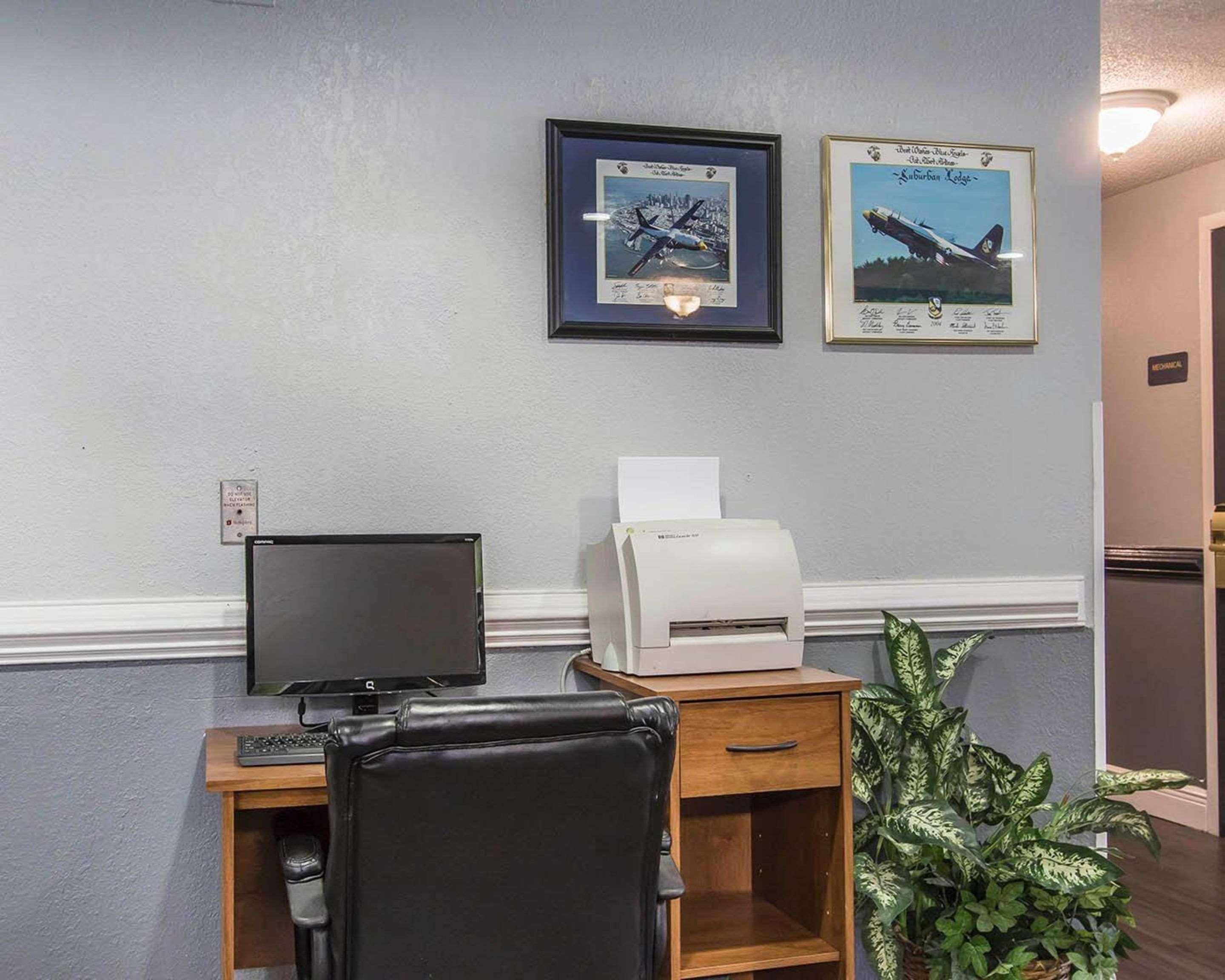 Hotel Suburban Extended Naval Base Area Pensacola