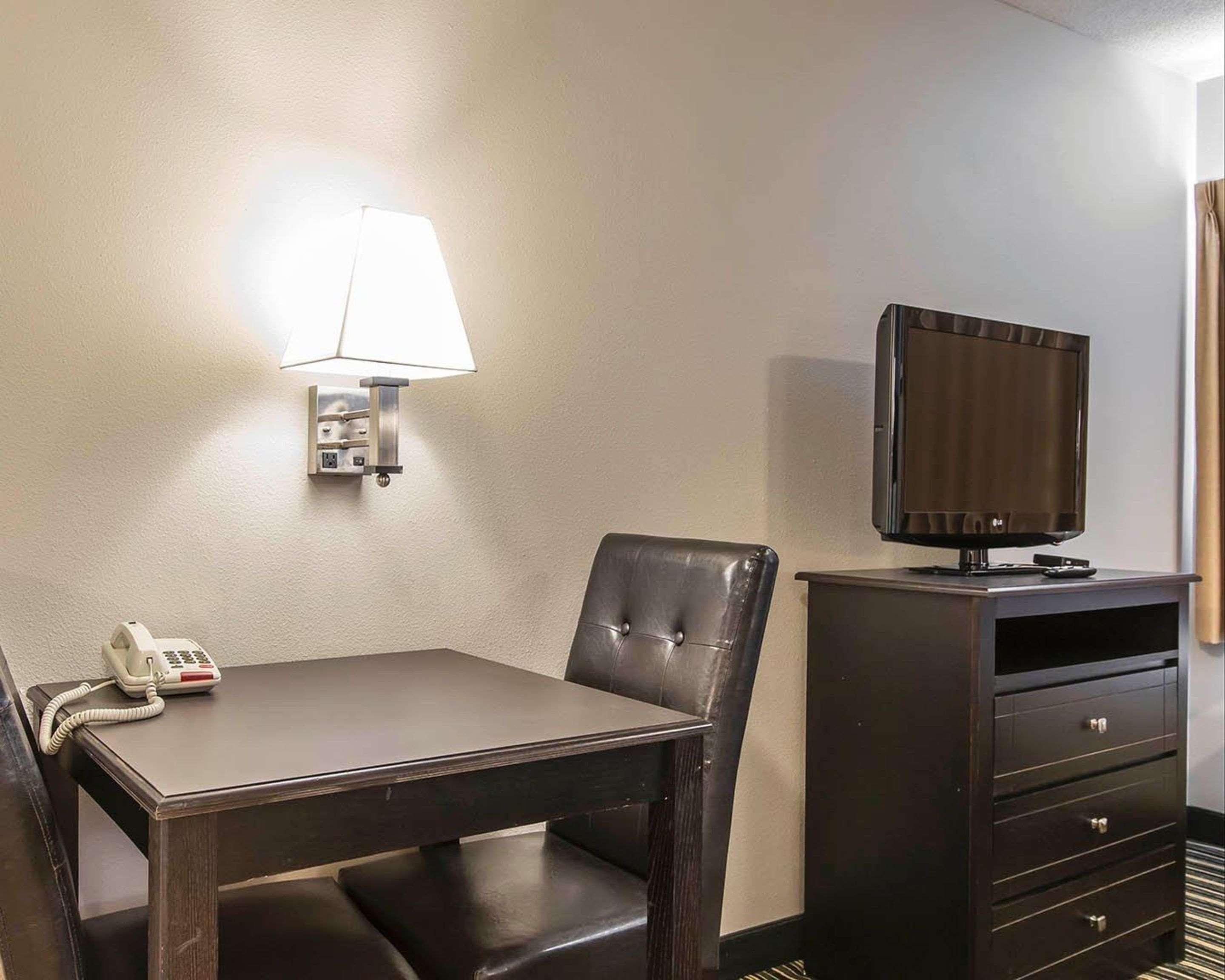 Suburban Extended Naval Base Area Hotel 2*