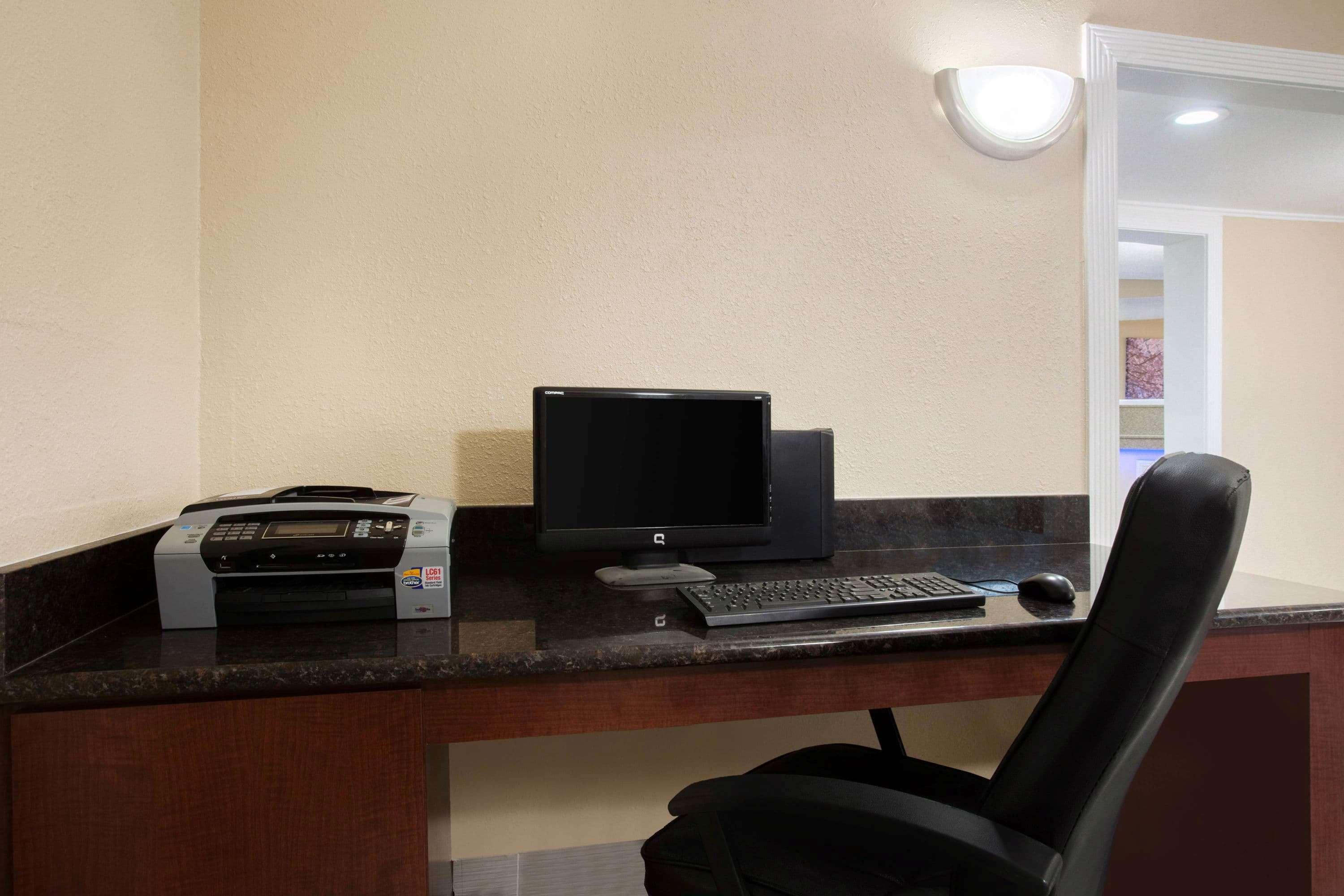 Baymont By Wyndham Hotel 3*