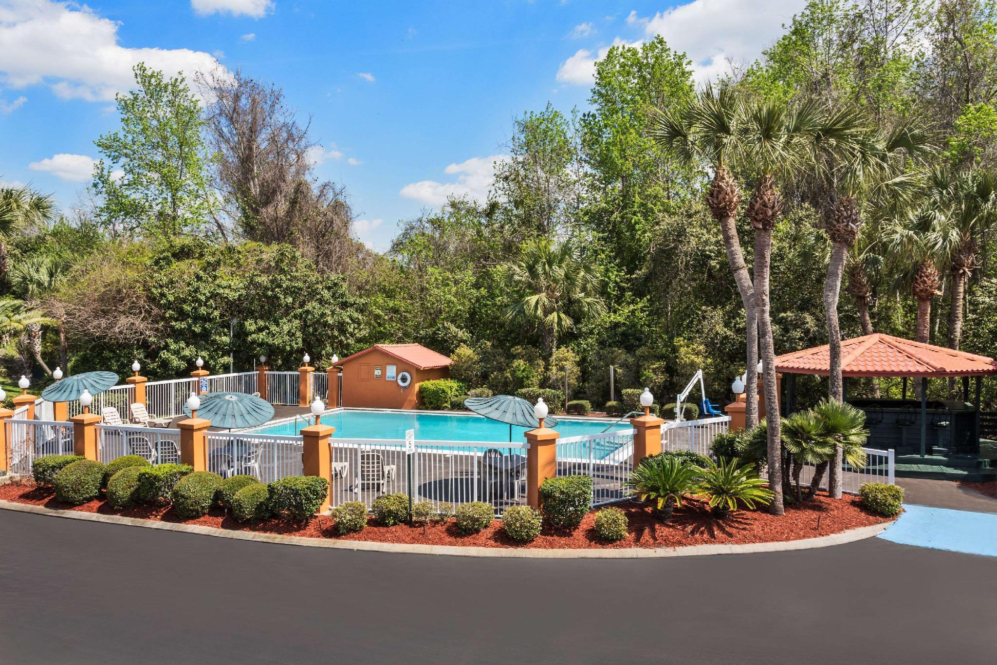 Baymont By Wyndham Hotel 3*