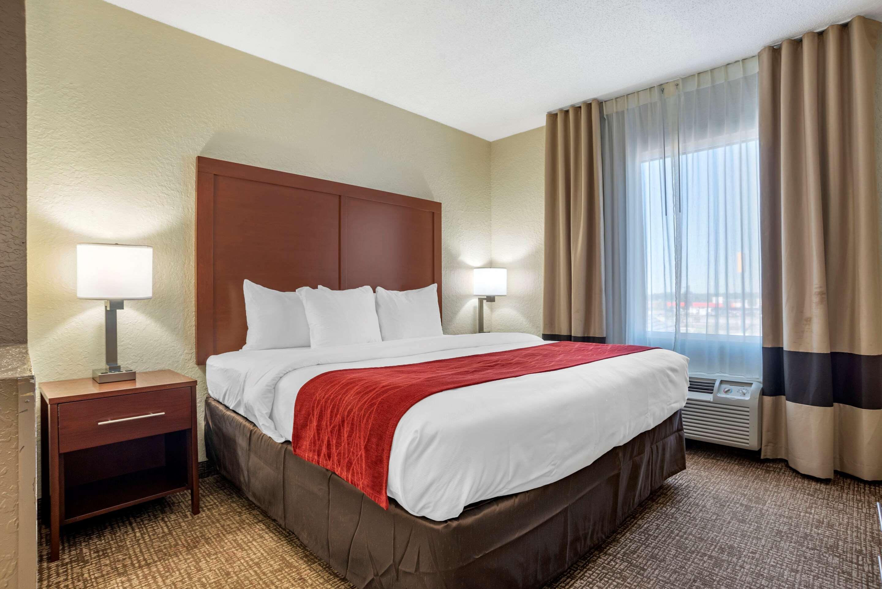 Comfort & I-10 Hotel Marianna