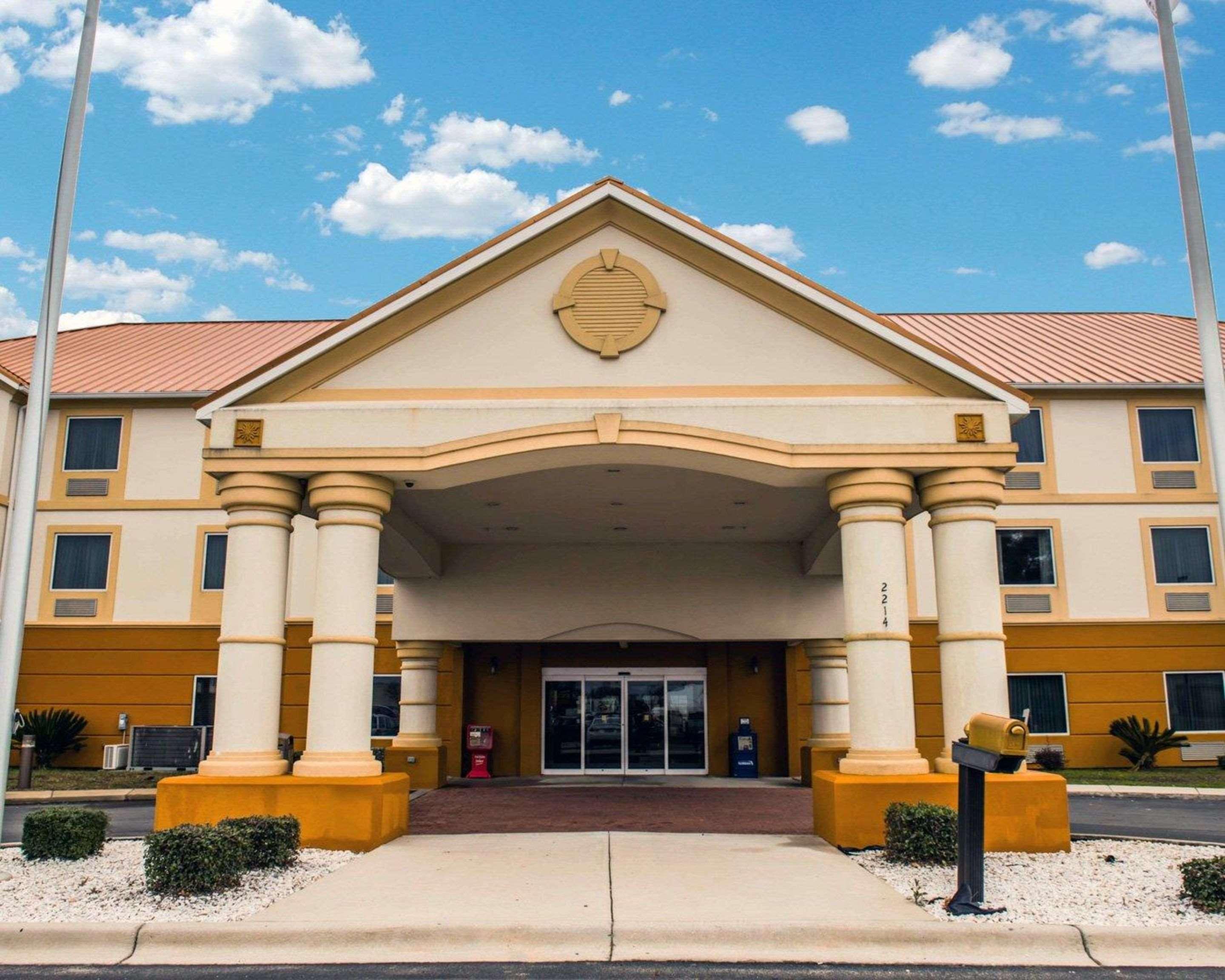 Comfort & I-10 Hotel Marianna