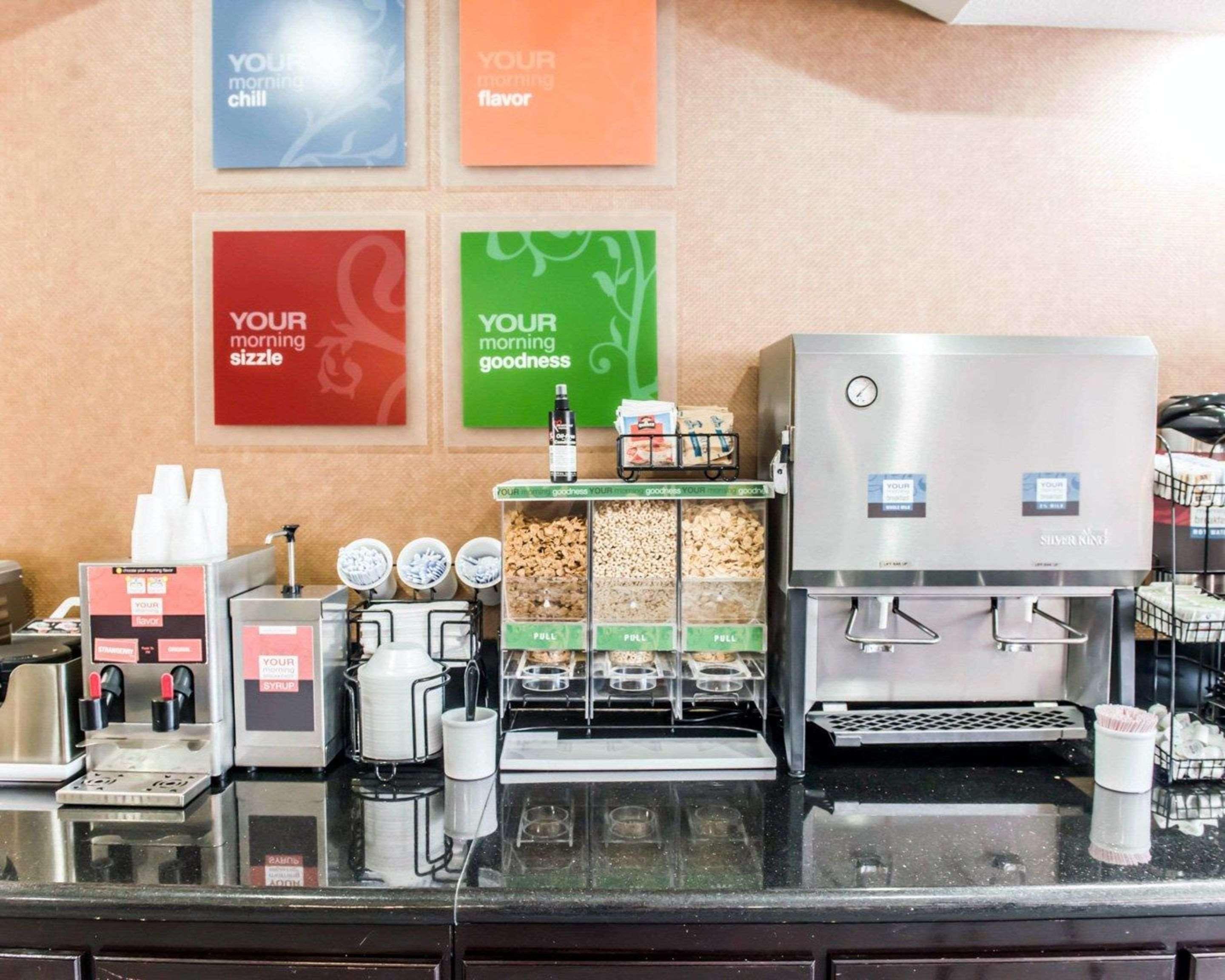 Comfort & I-10 Hotel 3*
