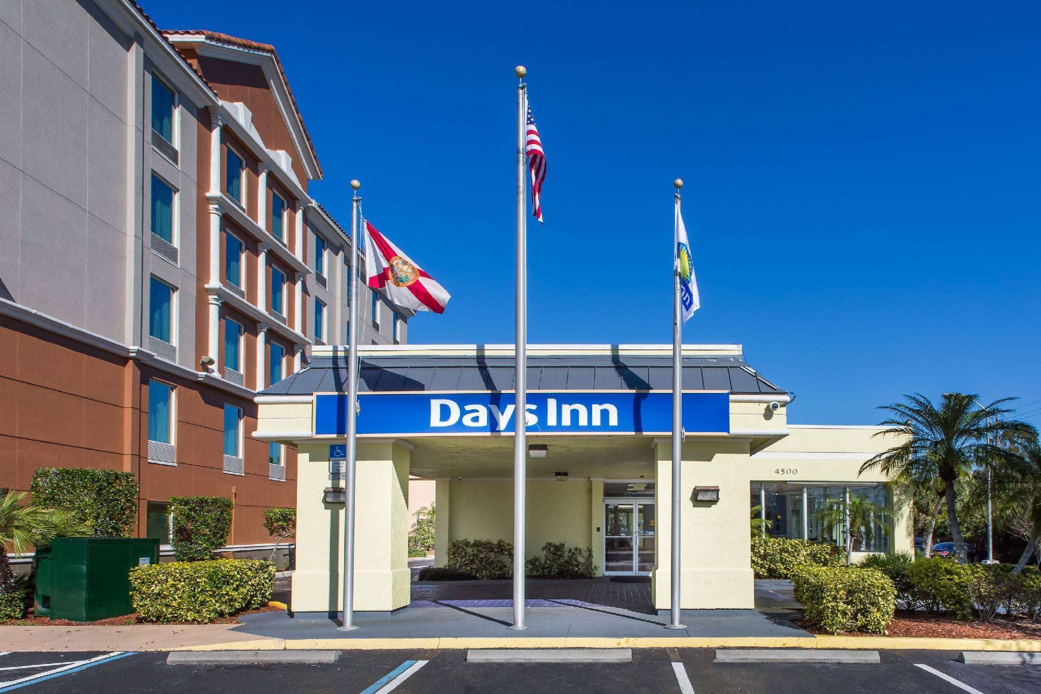Days By Wyndham 2*