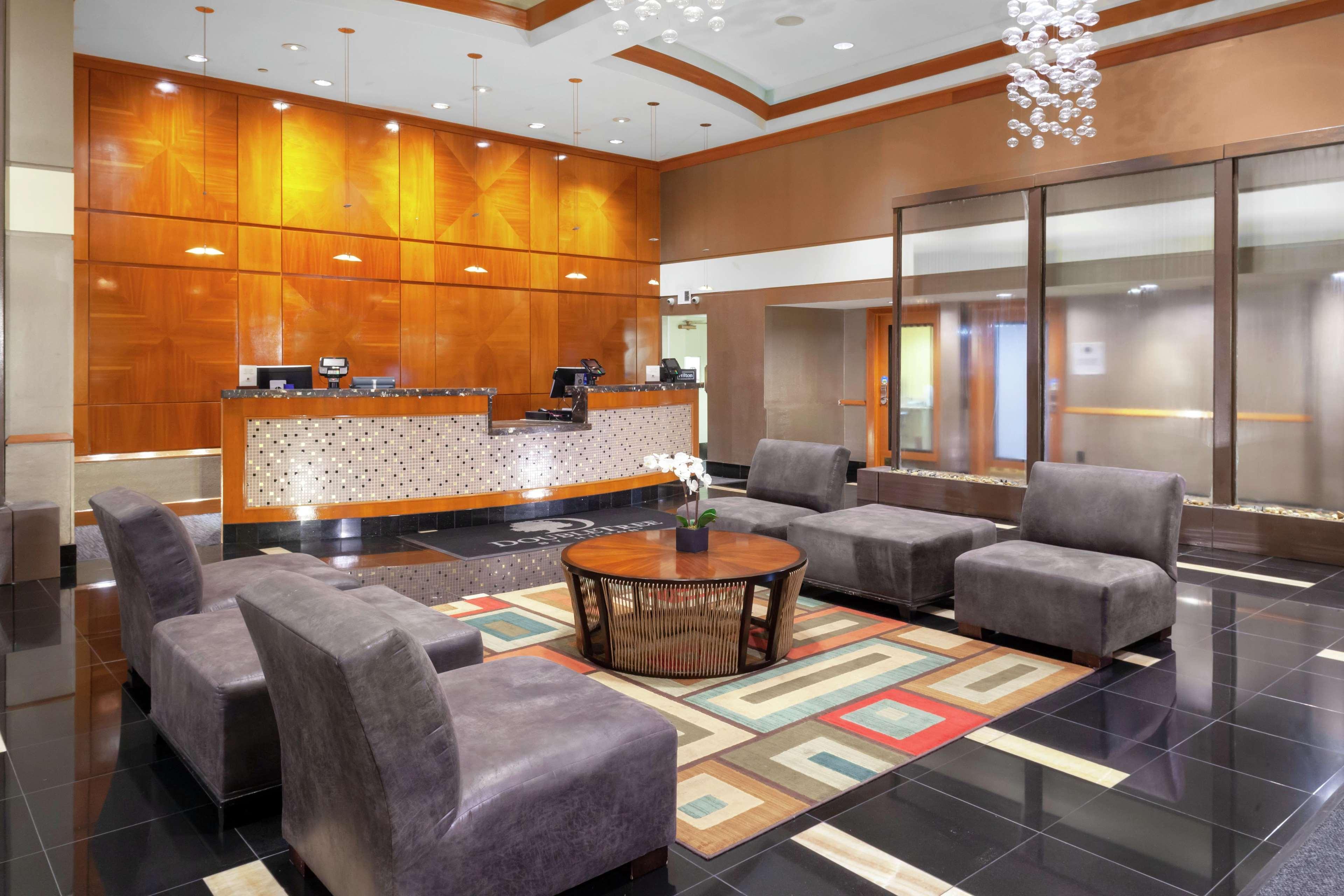 Hotel Doubletree By Hilton Palm Gardens