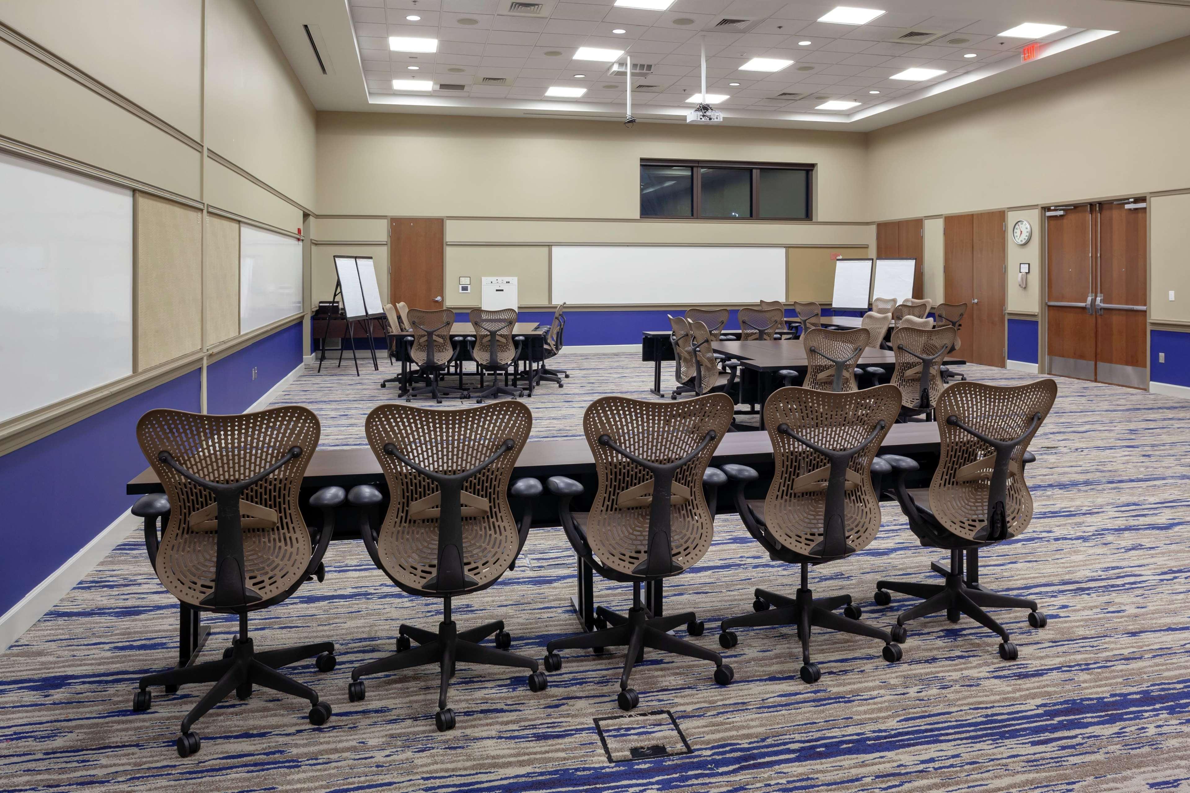 Doubletree By Hilton Palm Gardens