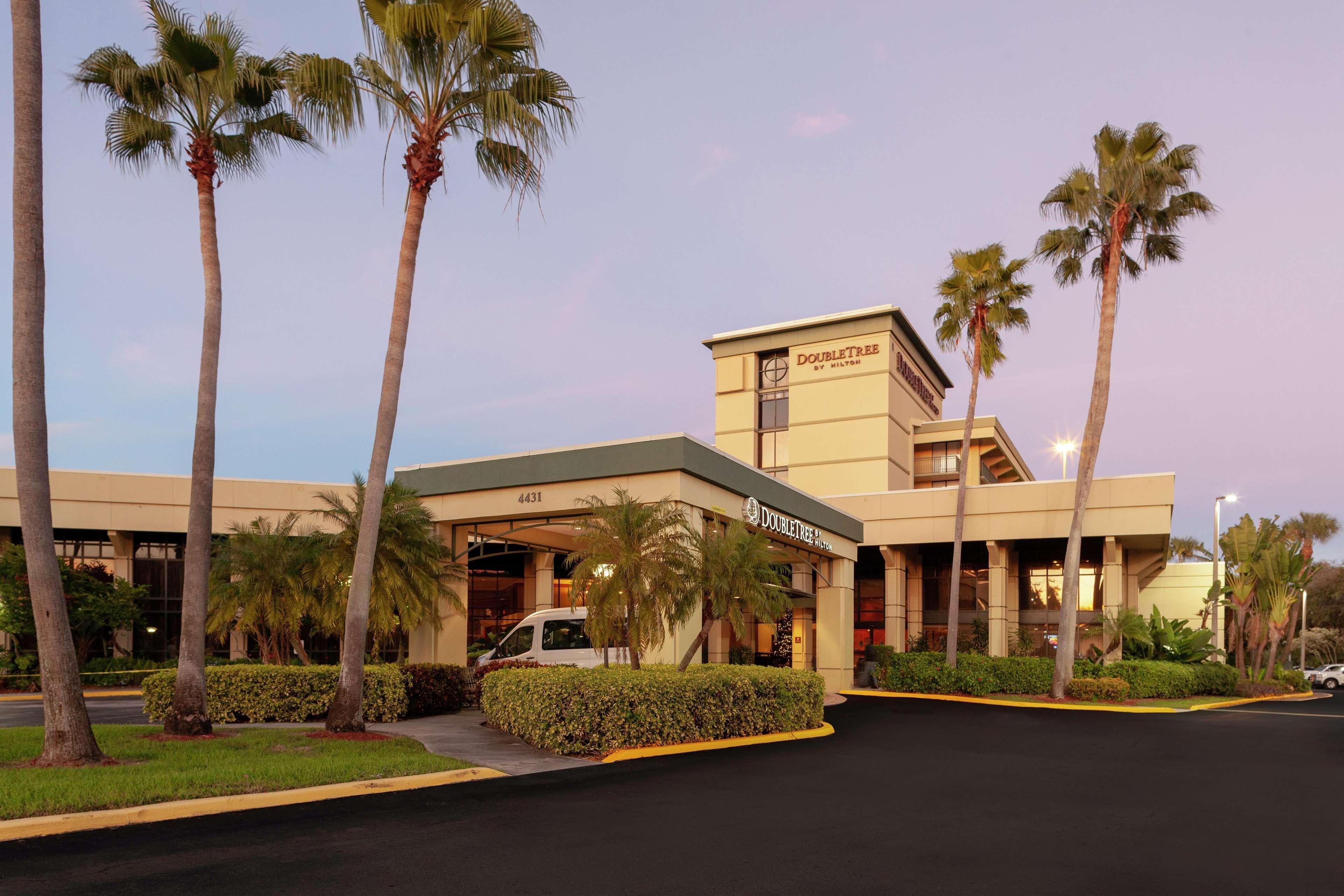 Doubletree By Hilton Palm Gardens Palm Beach Gardens