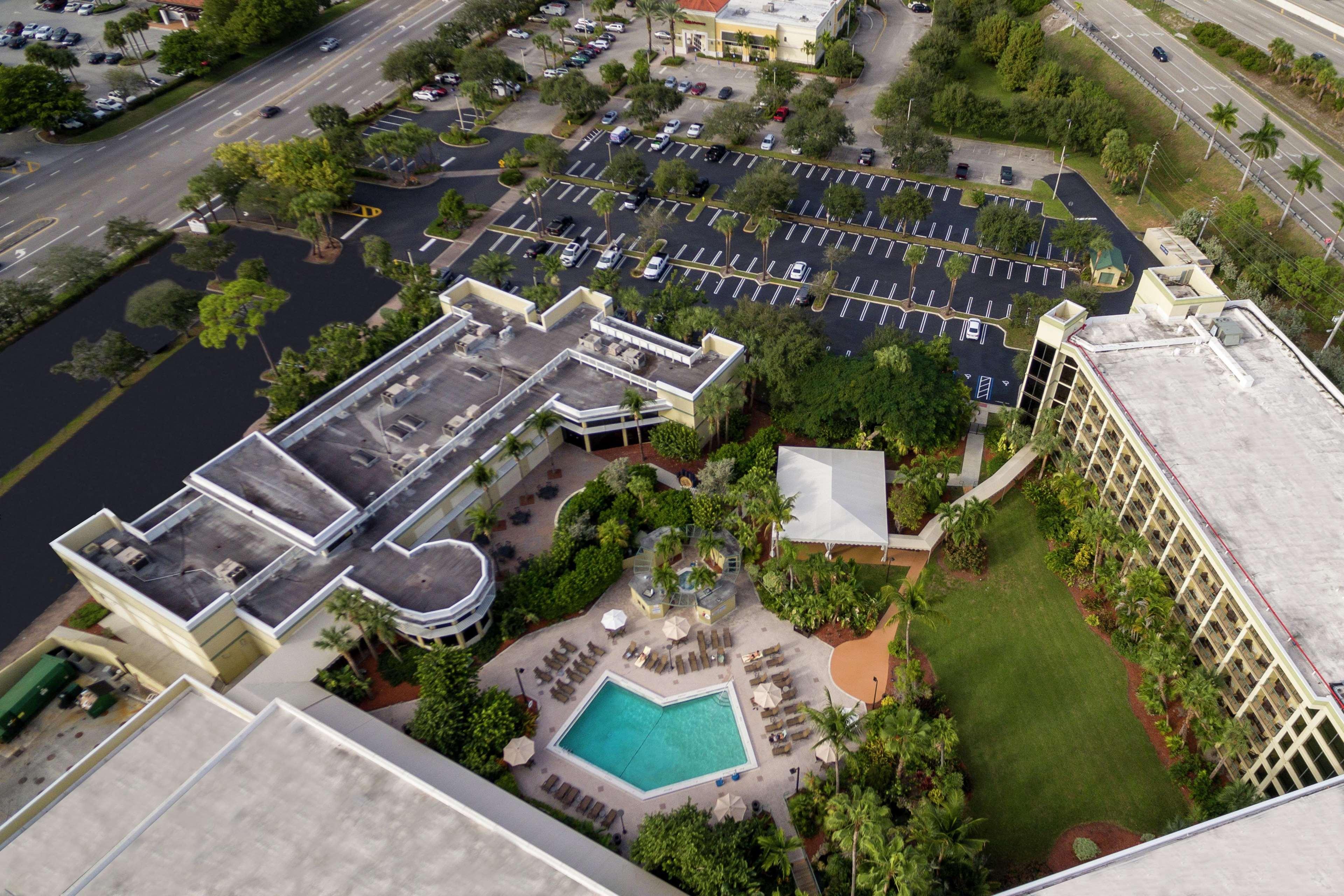 Hotel Doubletree By Hilton Palm Gardens