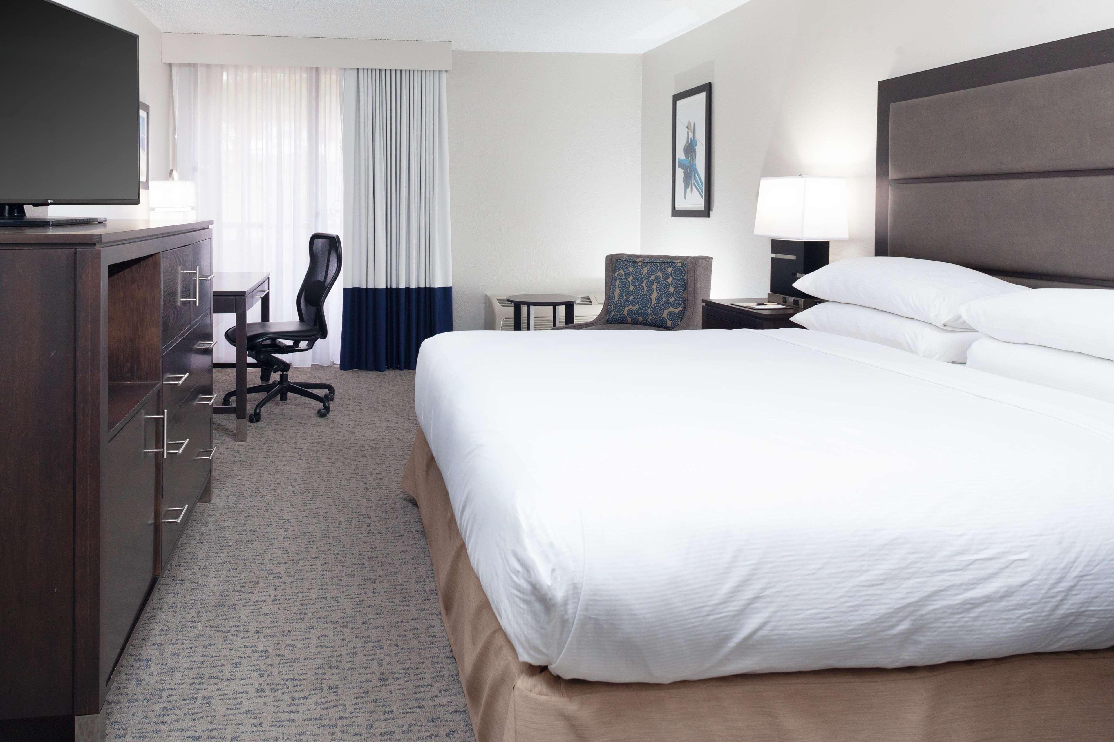 Doubletree By Hilton Palm Gardens 4*