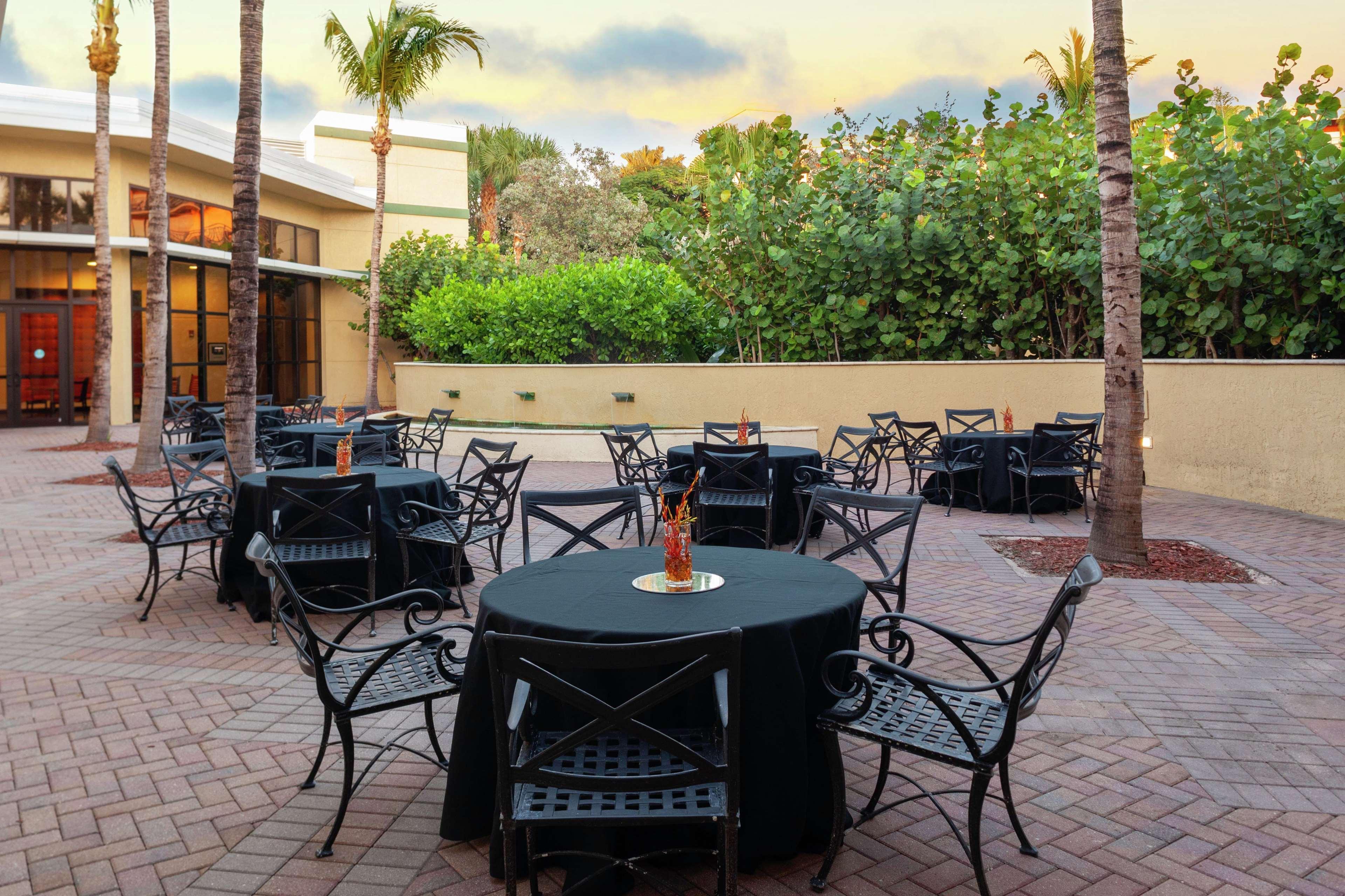 Hotel Doubletree By Hilton Palm Gardens