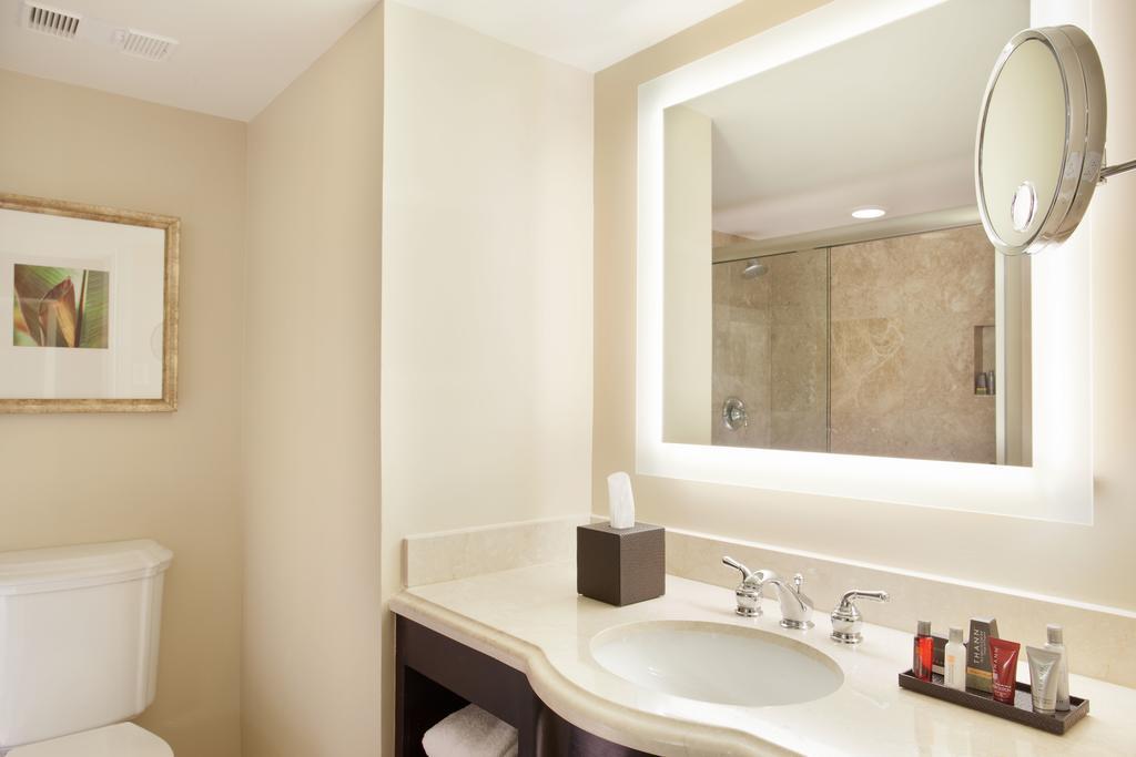 Hotel Opal Grand Oceanfront & 4*
