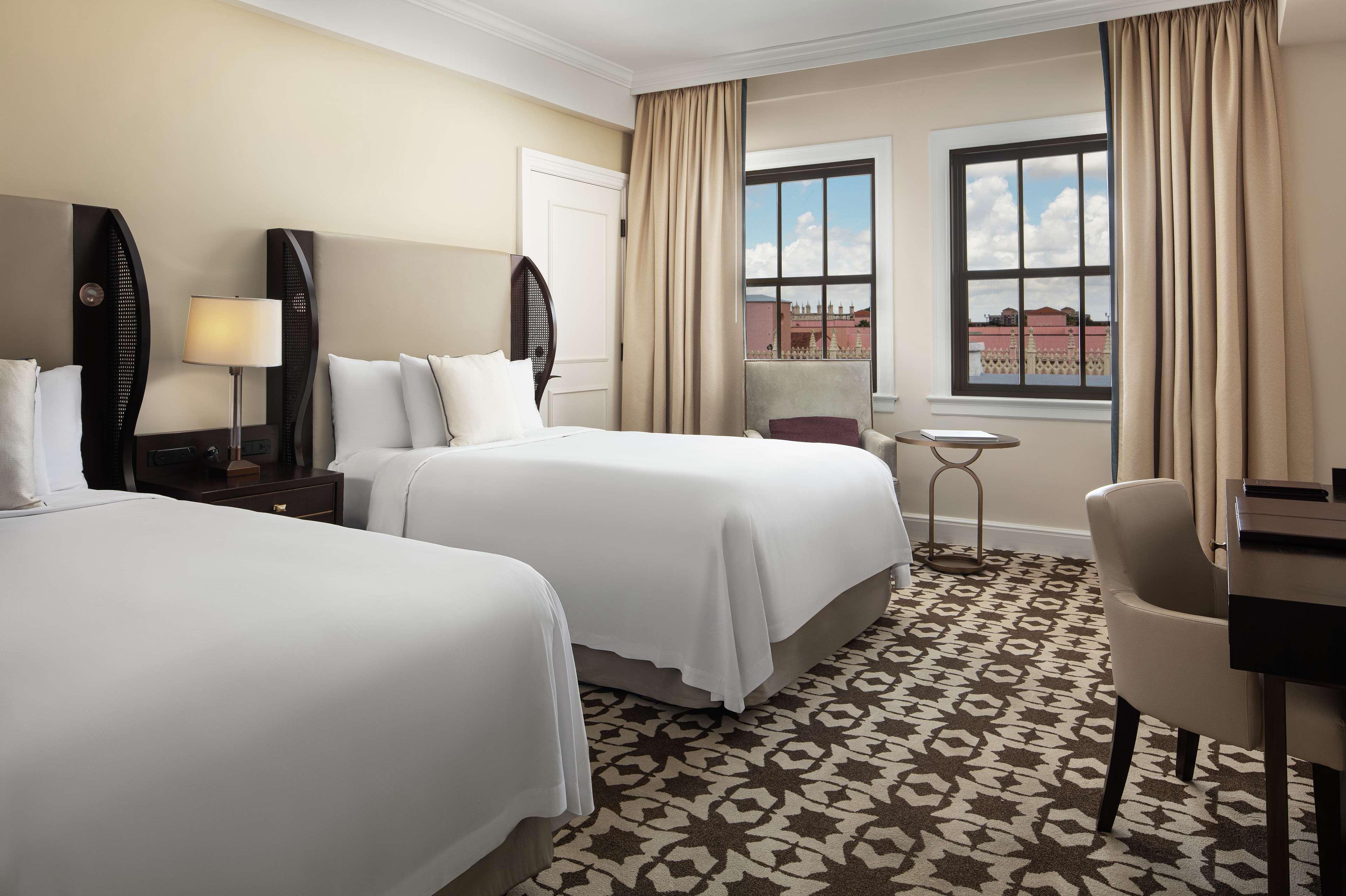 And Club, A Waldorf Astoria 5*