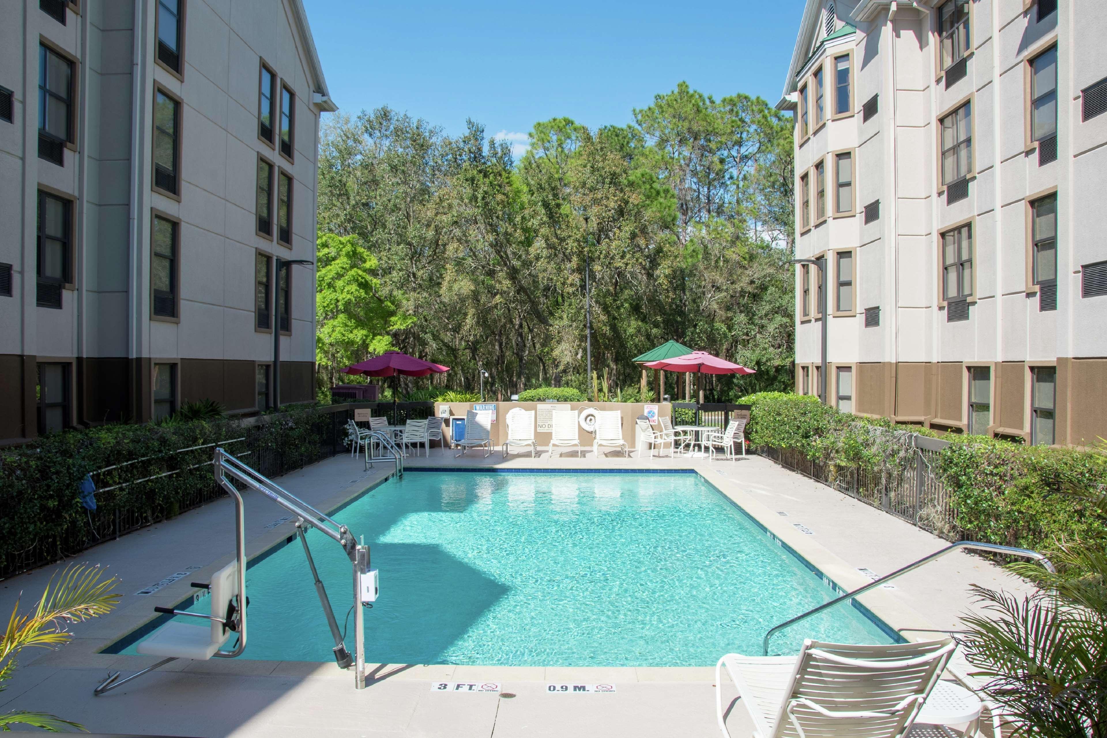 Hotel Hampton & Tampa-north 3*