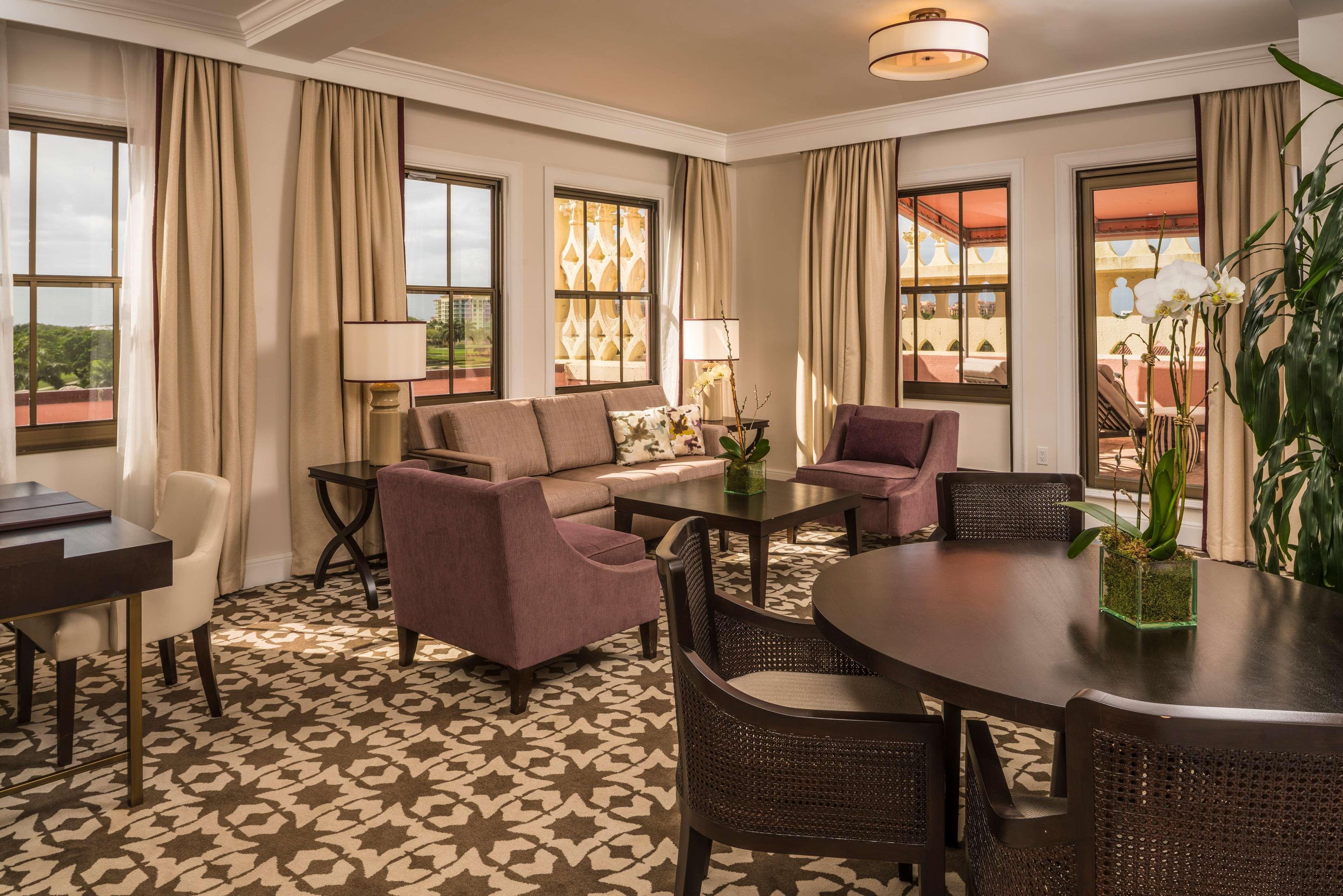 And Club, A Waldorf Astoria