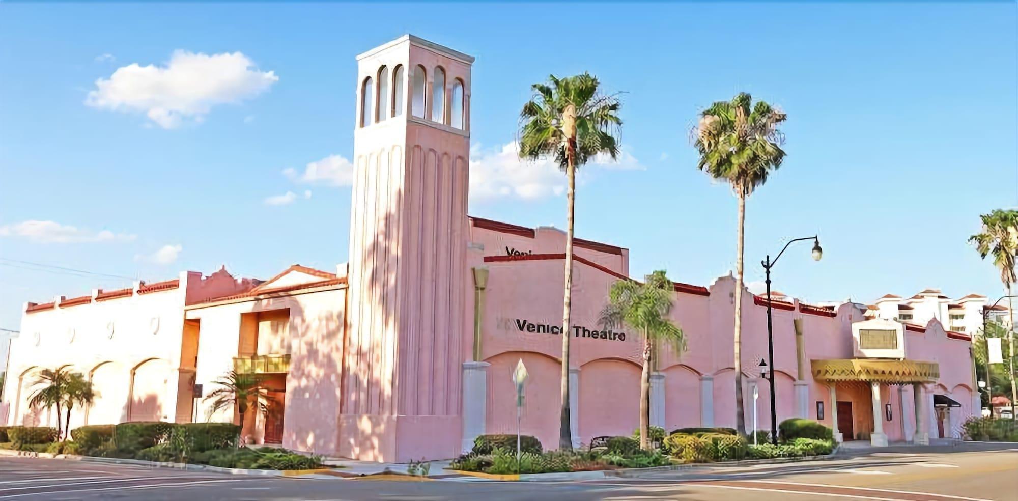 Ramada By Wyndham Venezia 3*