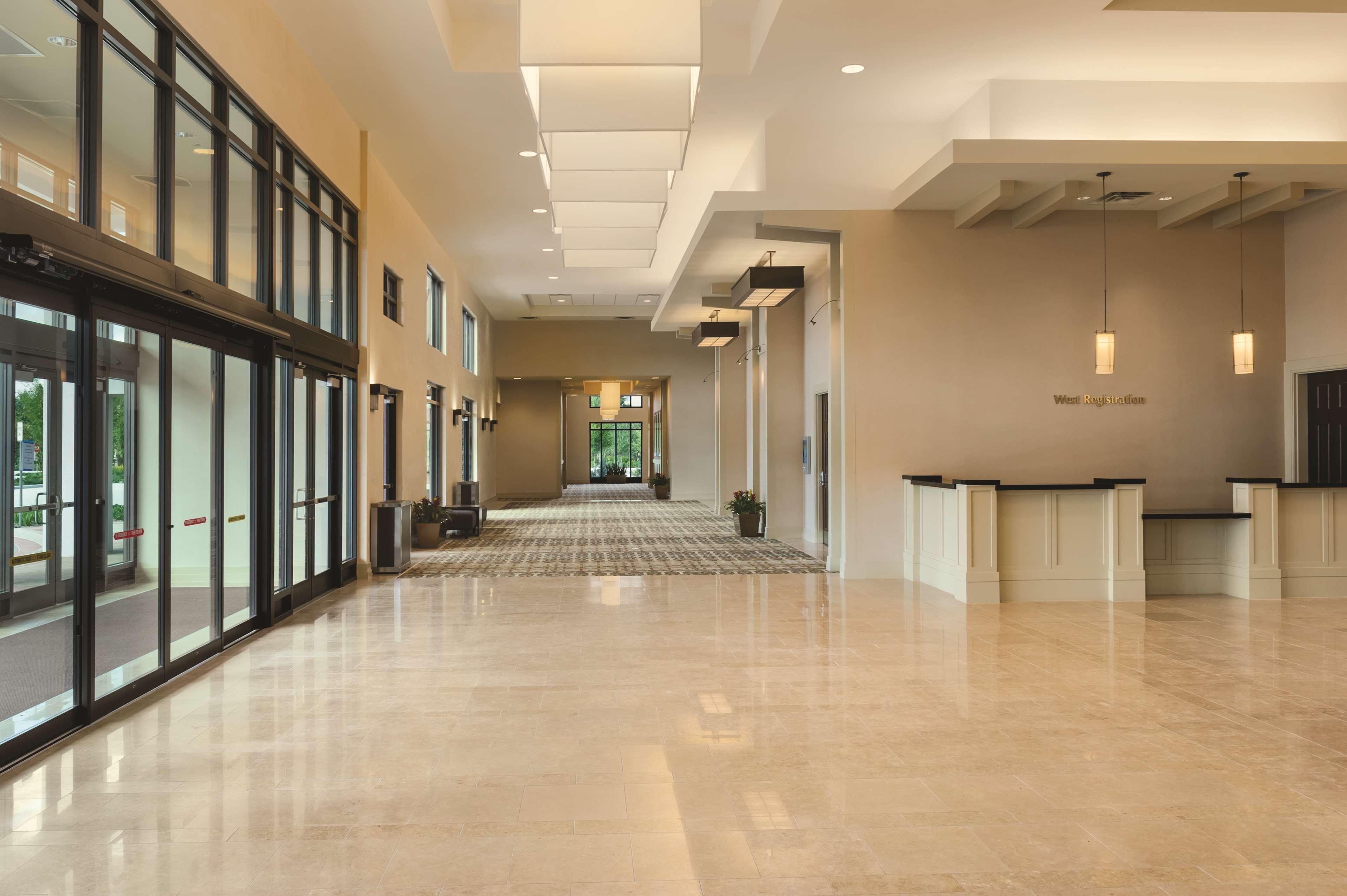 Hotel Embassy By Hilton Orlando Buena Vista South Kissimmee