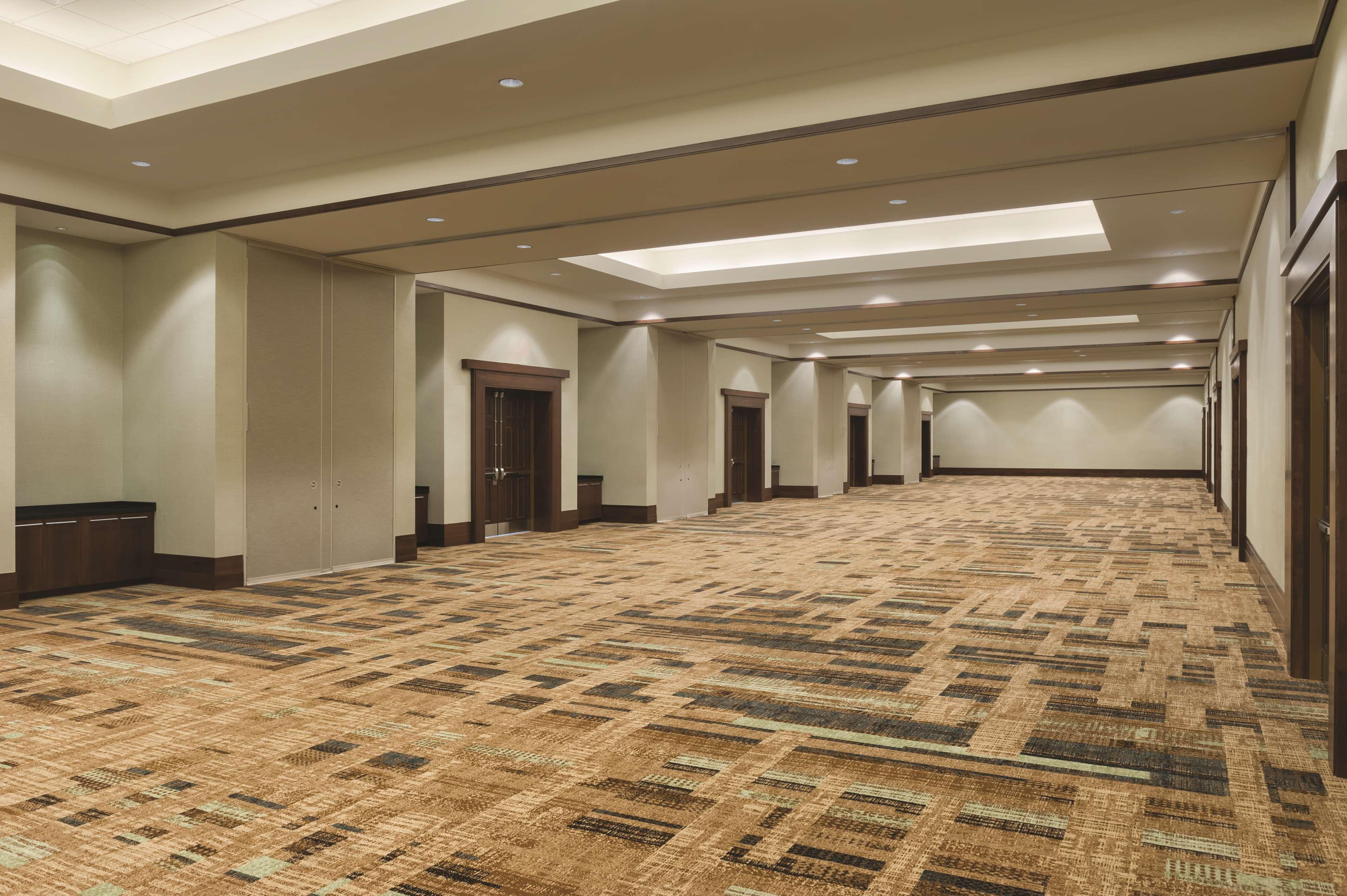 Hotel Embassy By Hilton Orlando Buena Vista South 4*