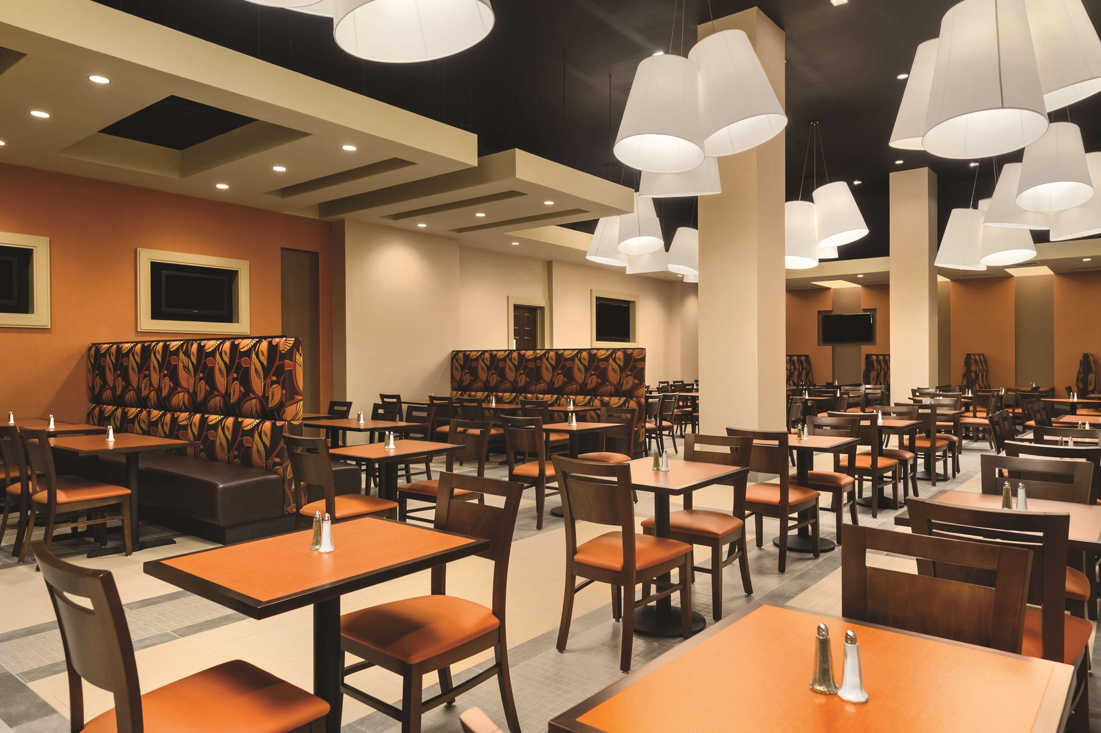 Embassy By Hilton Orlando Buena Vista South 4* Kissimmee