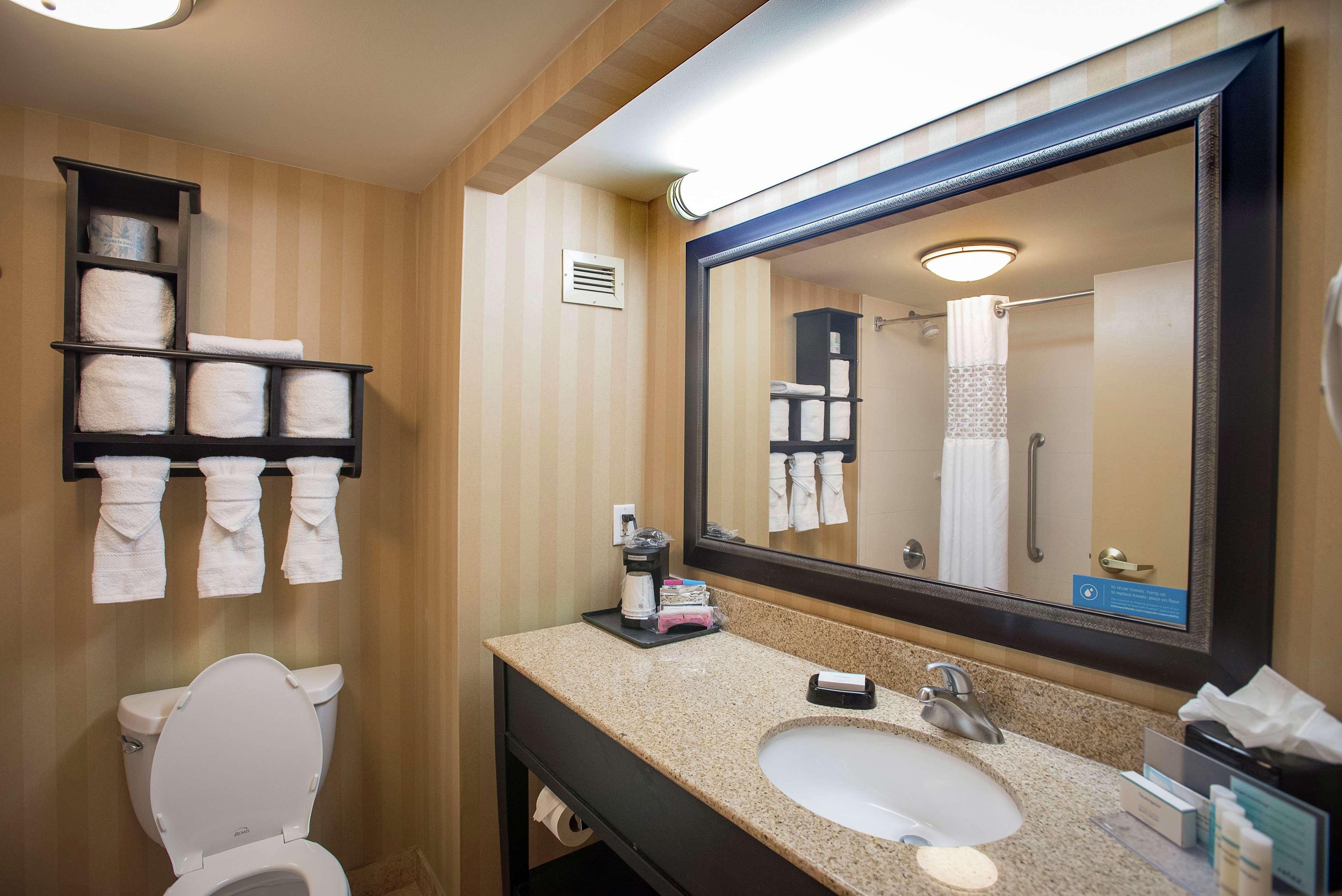 Hampton Pensacola-airport 3*
