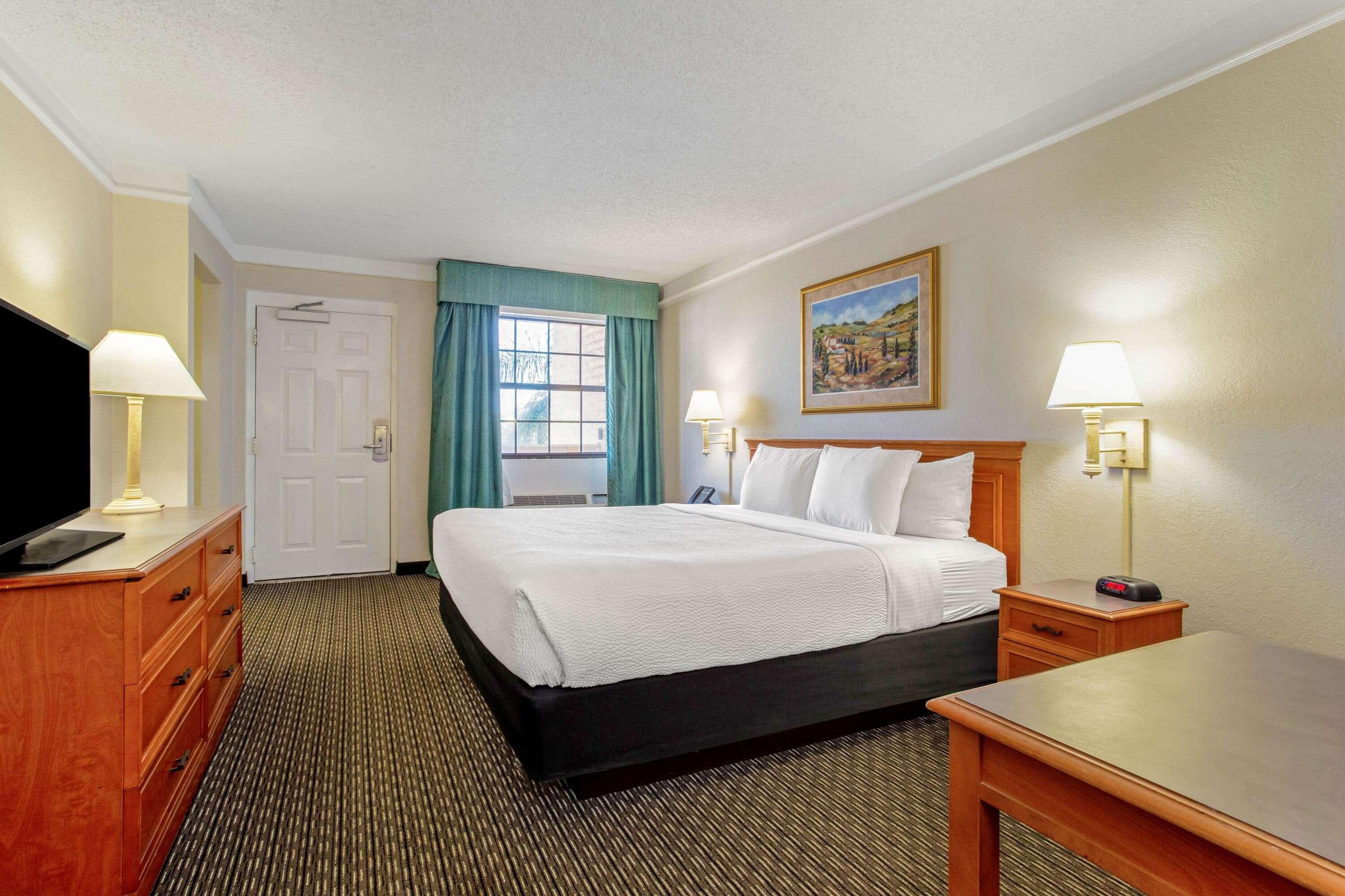 Hotel La Quinta By Wyndham Tampa Bay Clearwater 3*