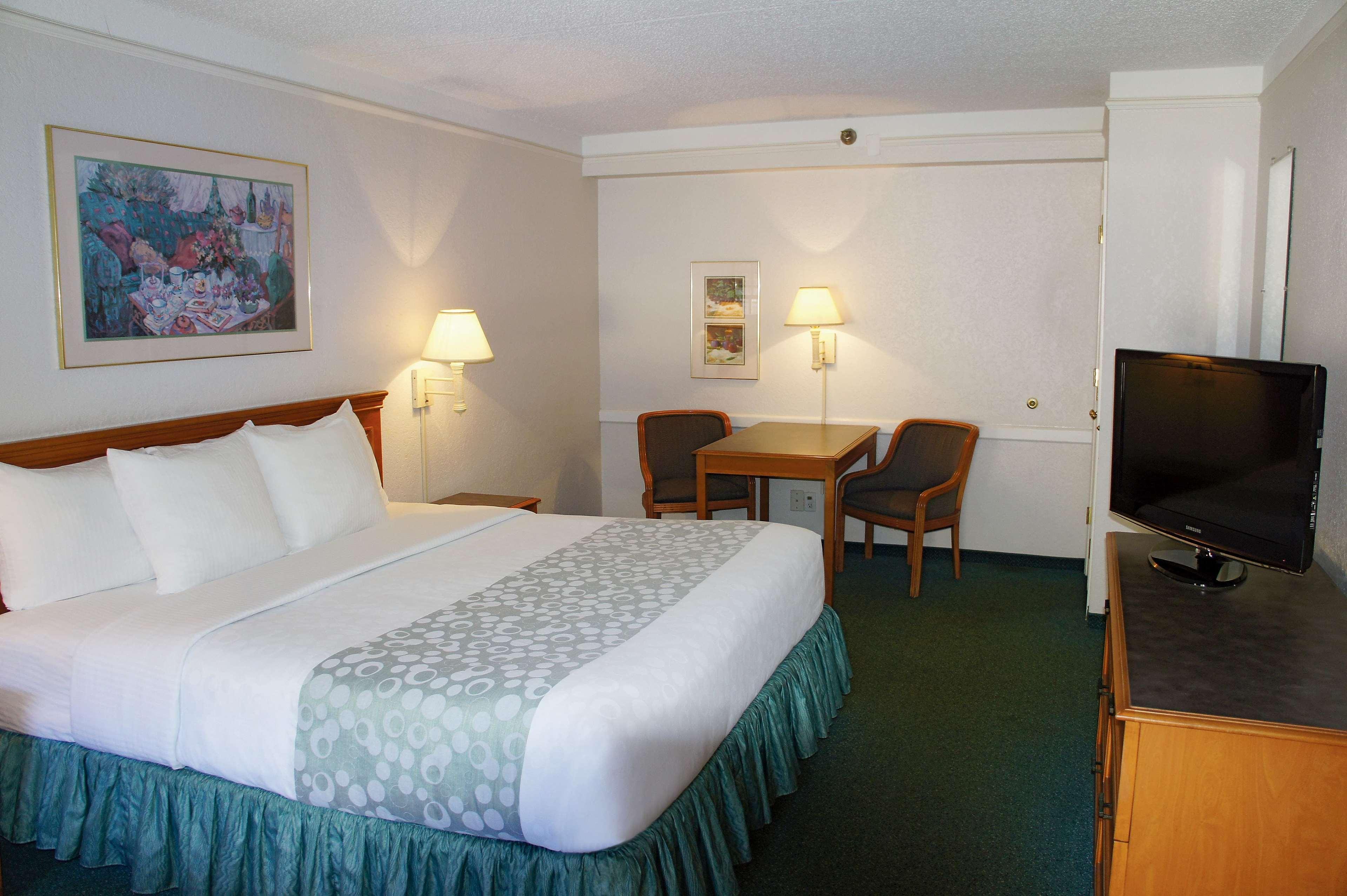 La Quinta By Wyndham Tampa Bay Clearwater Hotel 3*