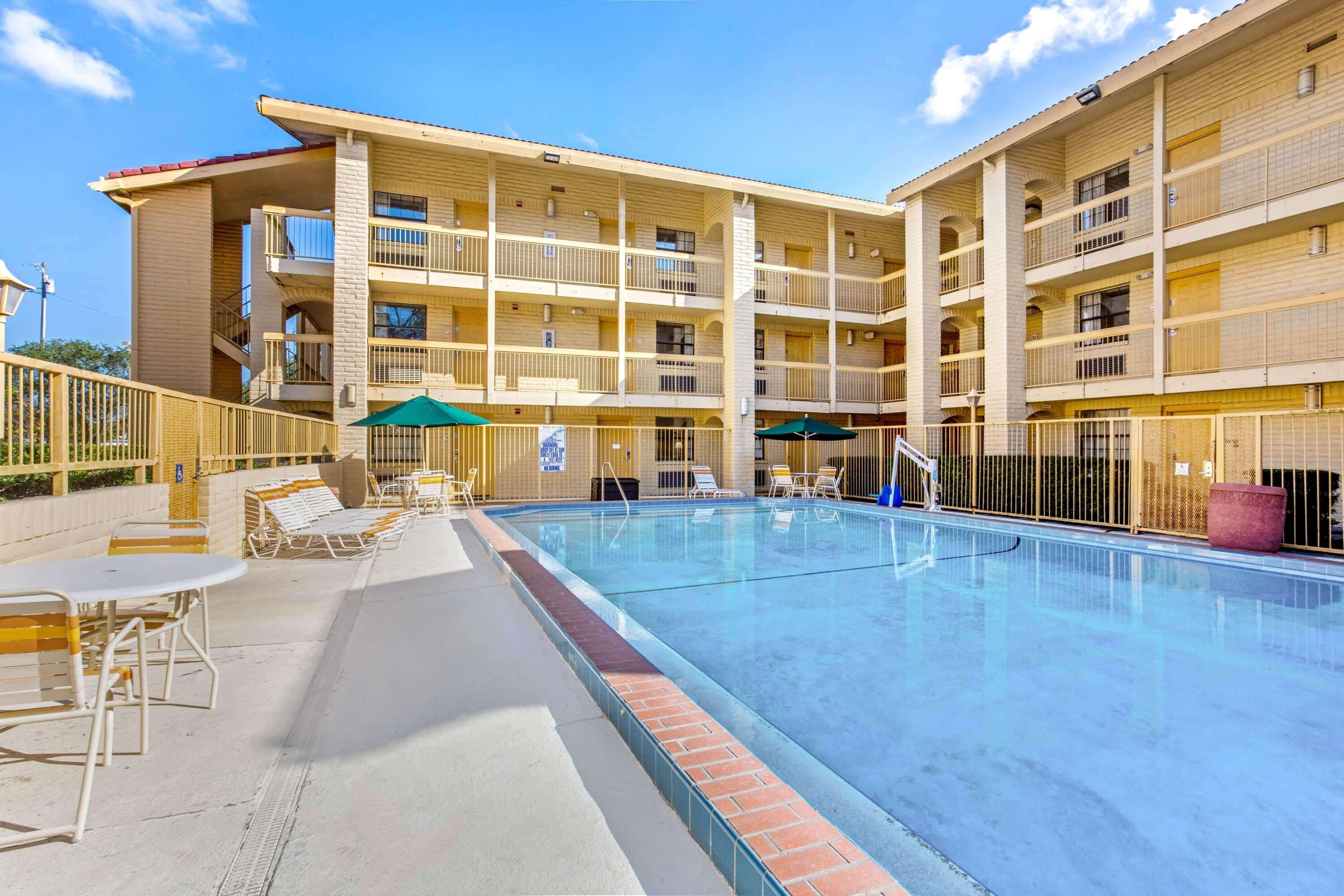 La Quinta By Wyndham Tampa Bay Clearwater