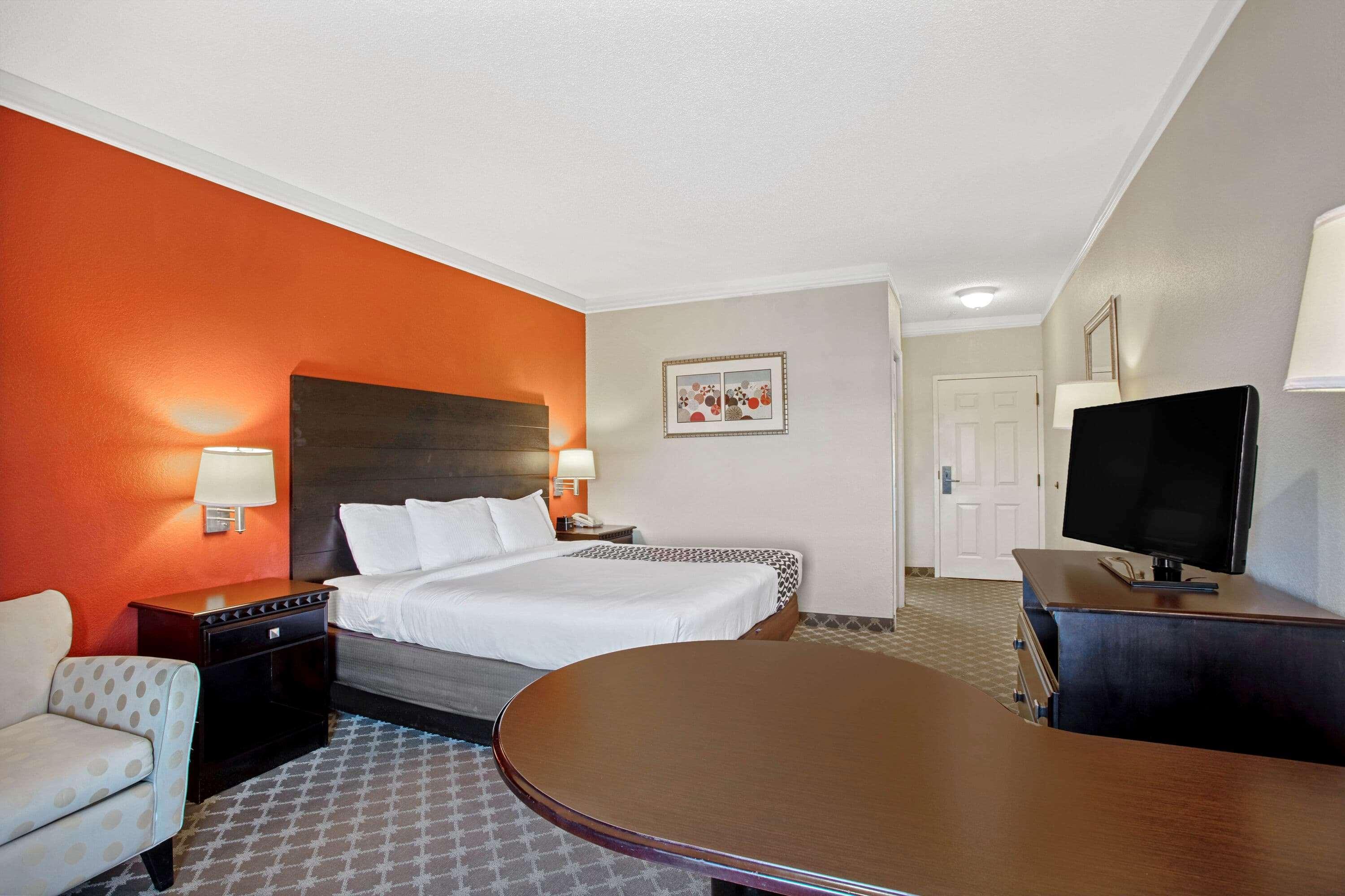 La Quinta By Wyndham Pcb Coastal Palms Upper Grand Lagoon