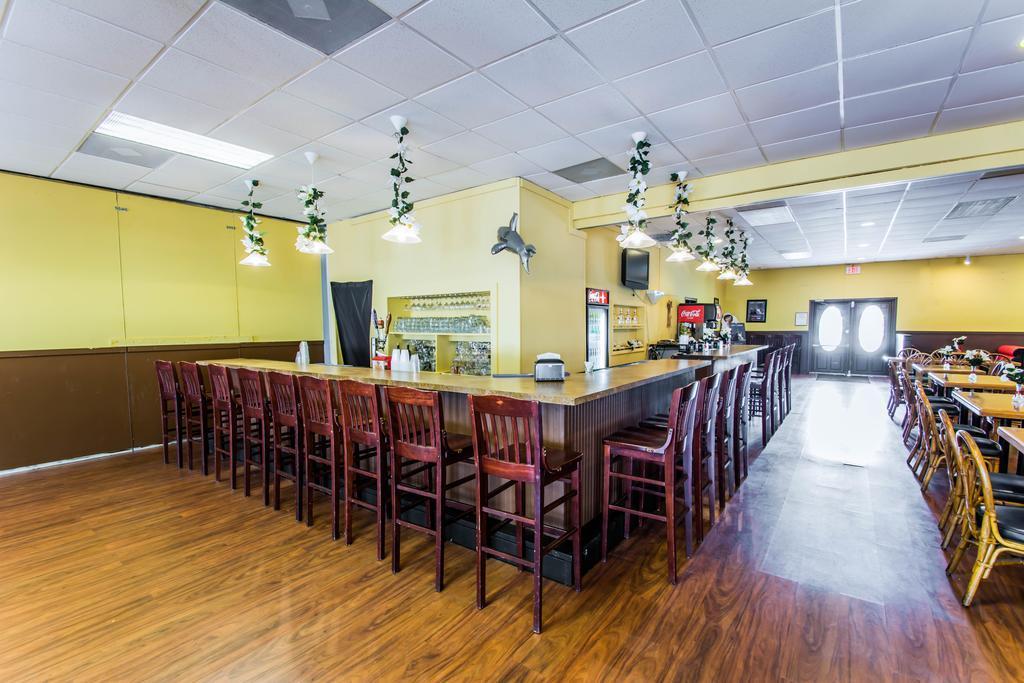 Island Of Space Coast Lodge *
