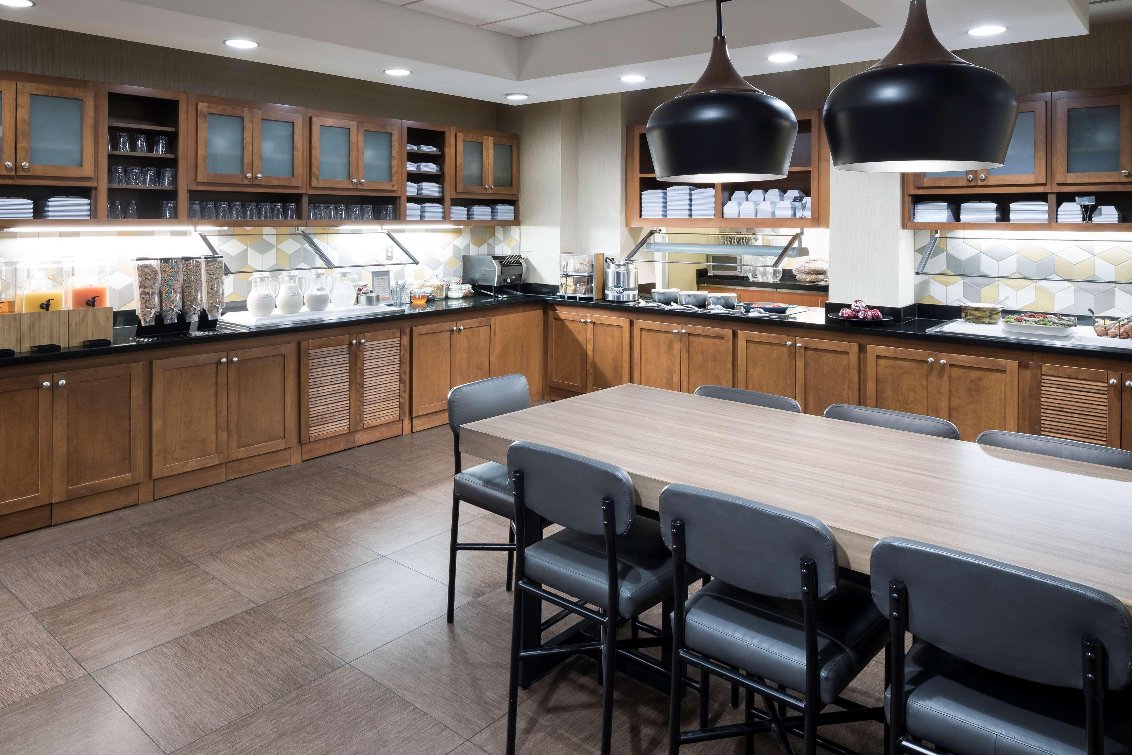 Hyatt Place Airport 4* Jacksonville