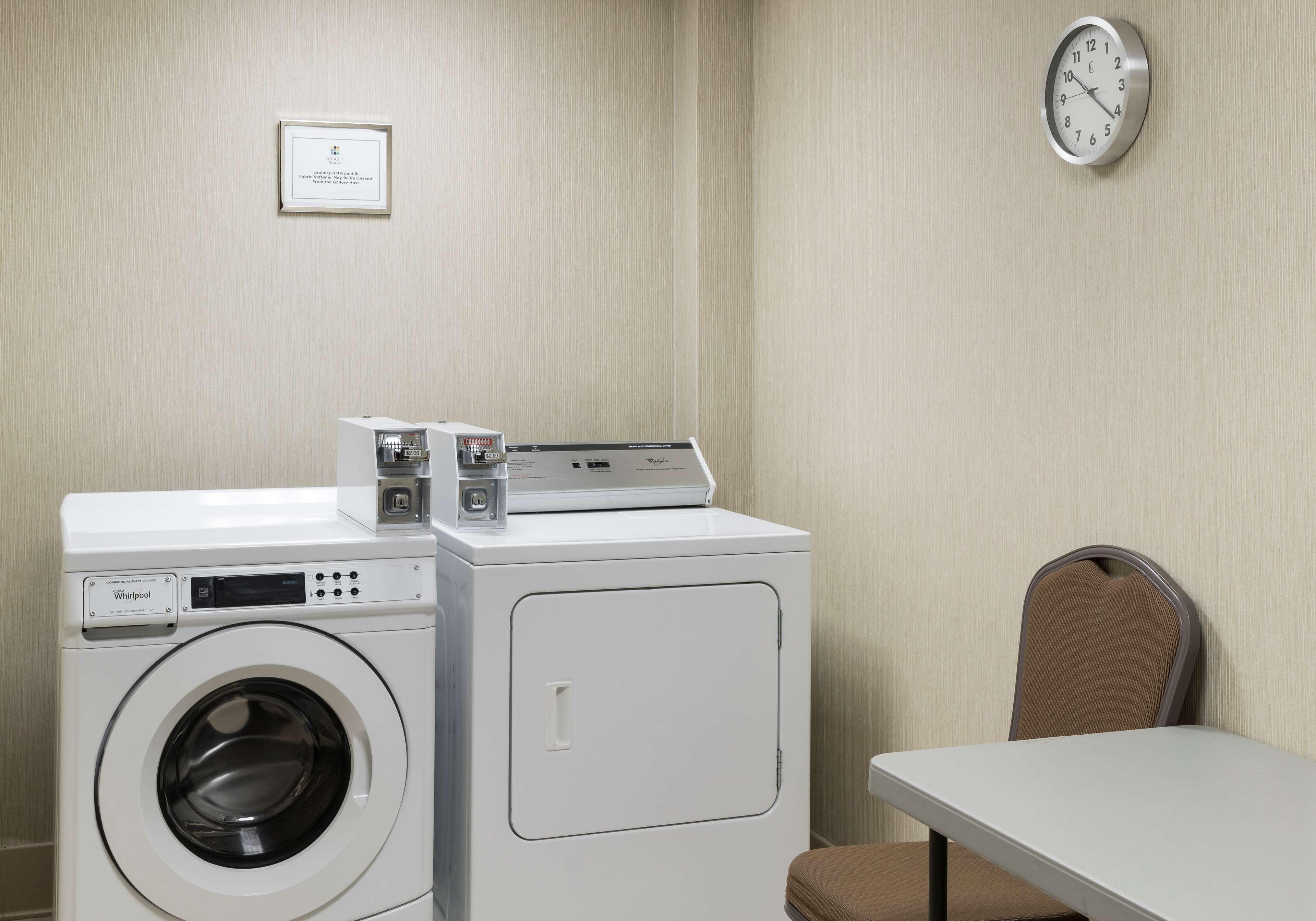 Hyatt Place Airport Hotel Jacksonville