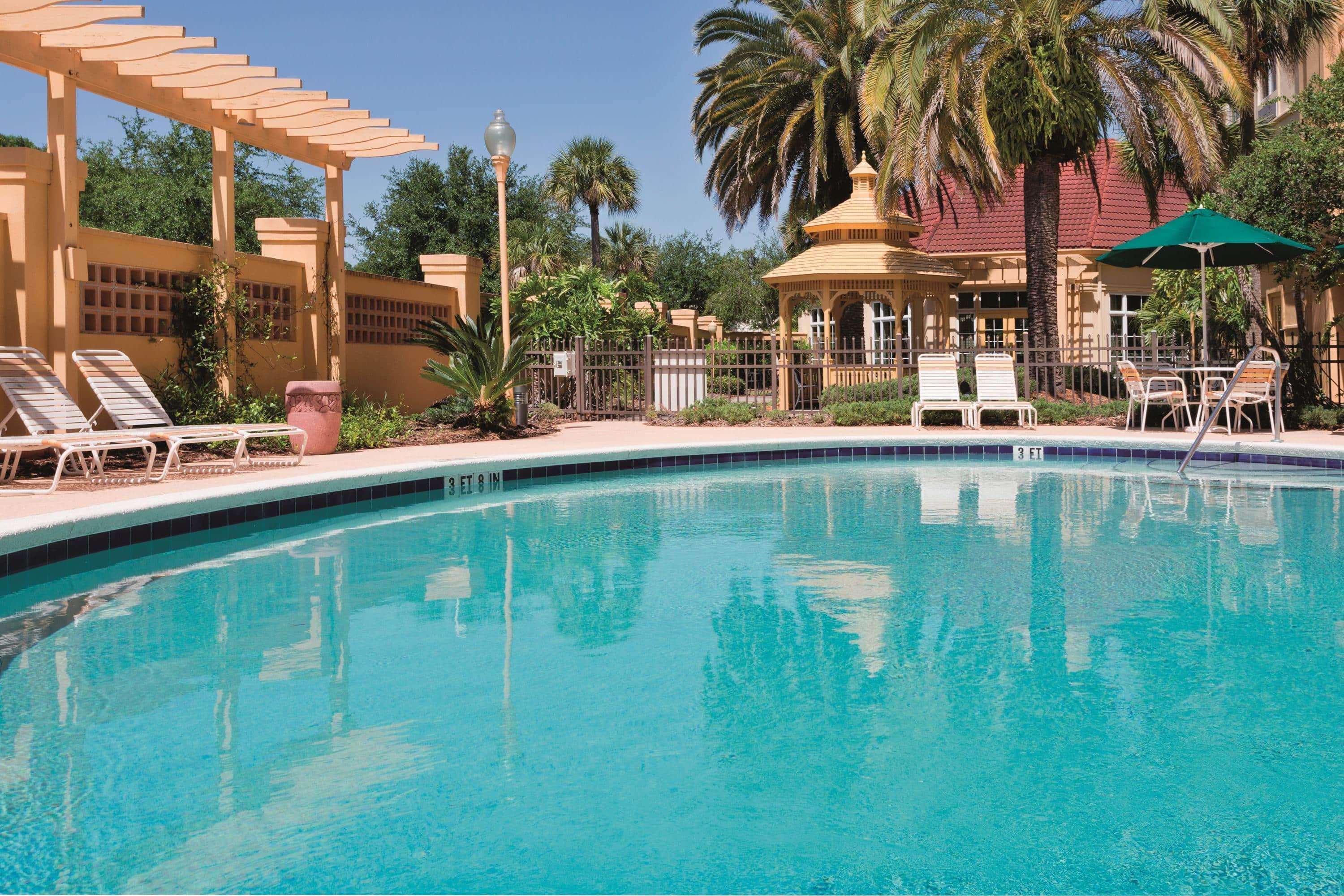 Hotel La Quinta By Wyndham Butler Blvd 3*