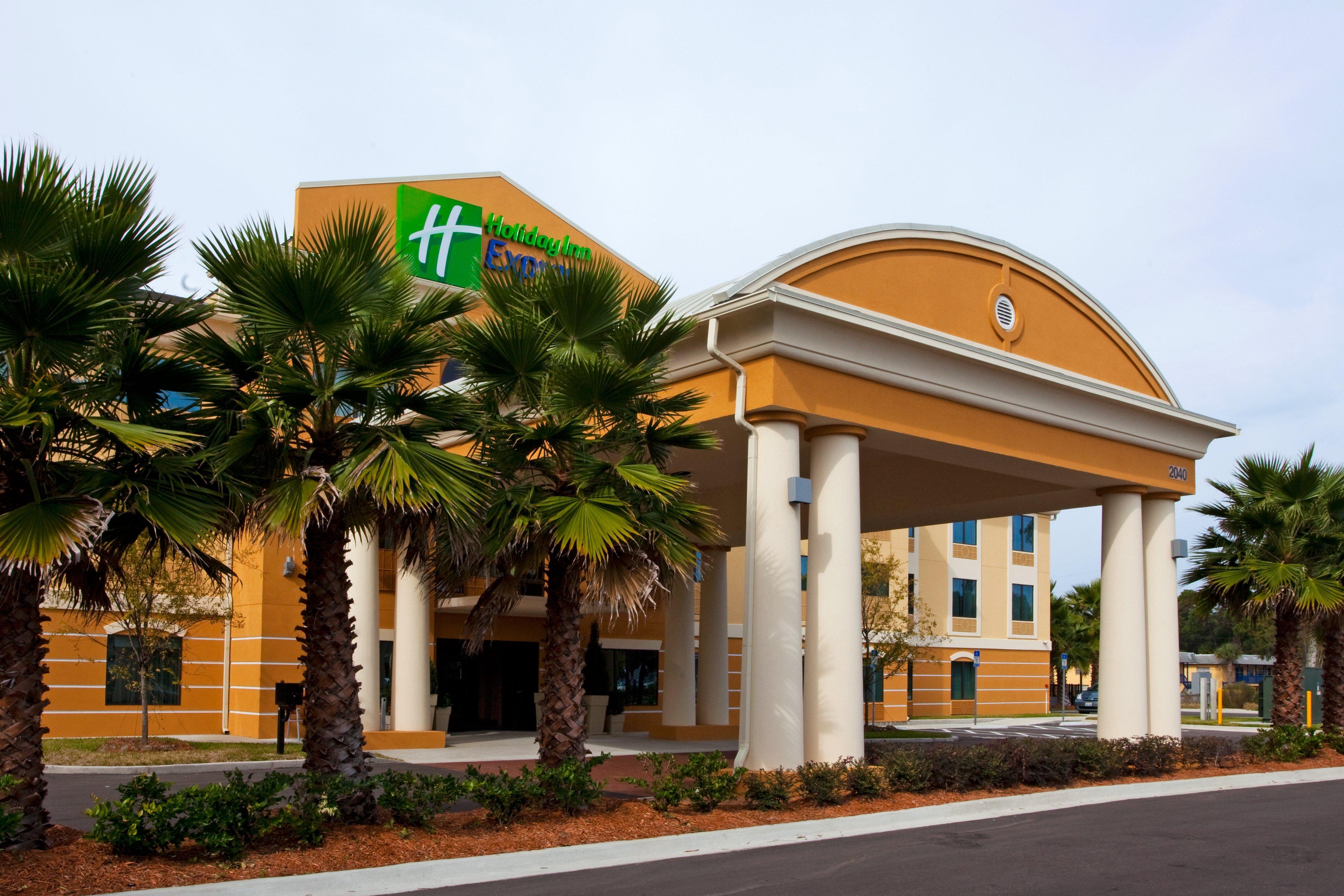 Hotel Express & - Mayport / By Ihg