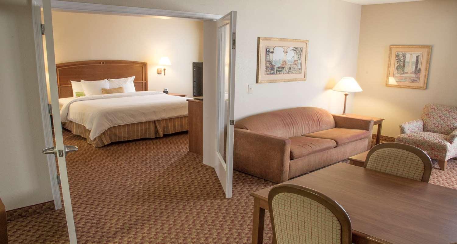 Hotel Western & Kendall