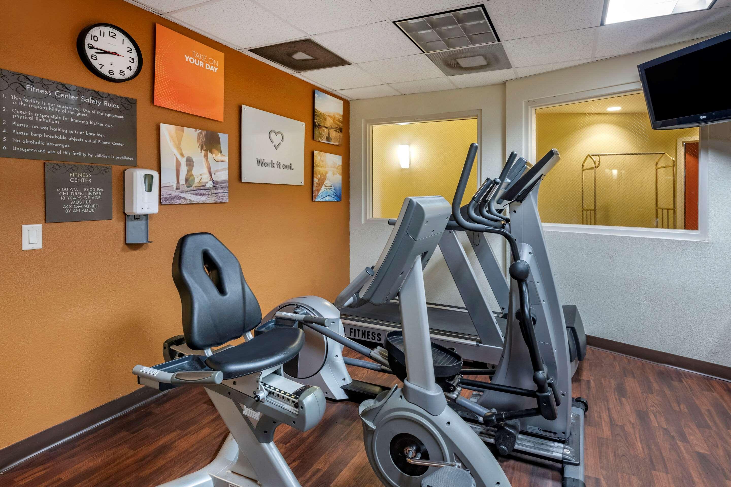 Comfort Pierce I-95 Hotel 3*