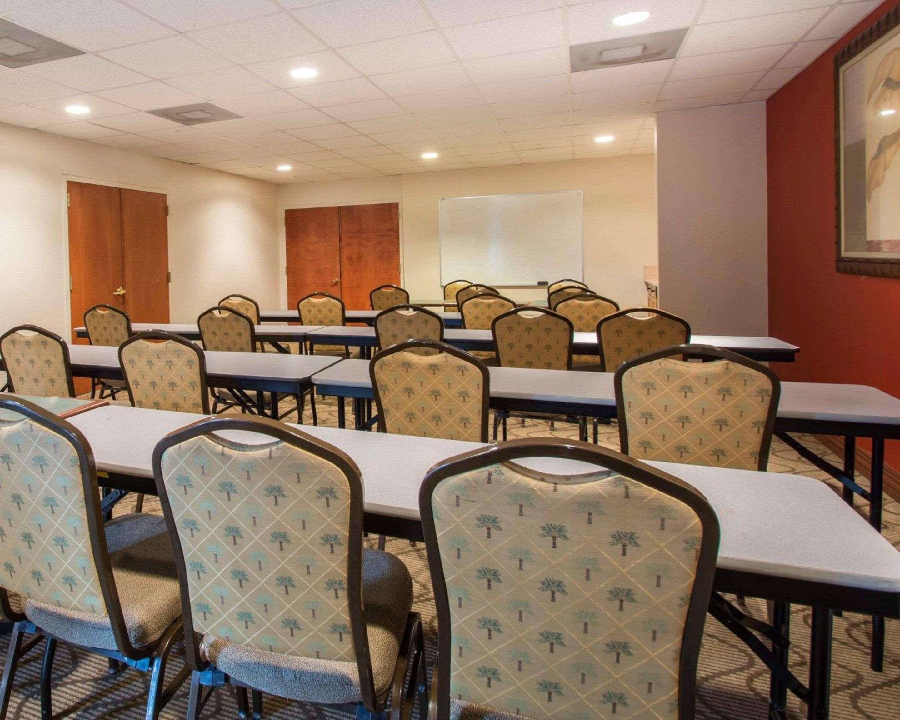 Comfort Pierce I-95 Hotel