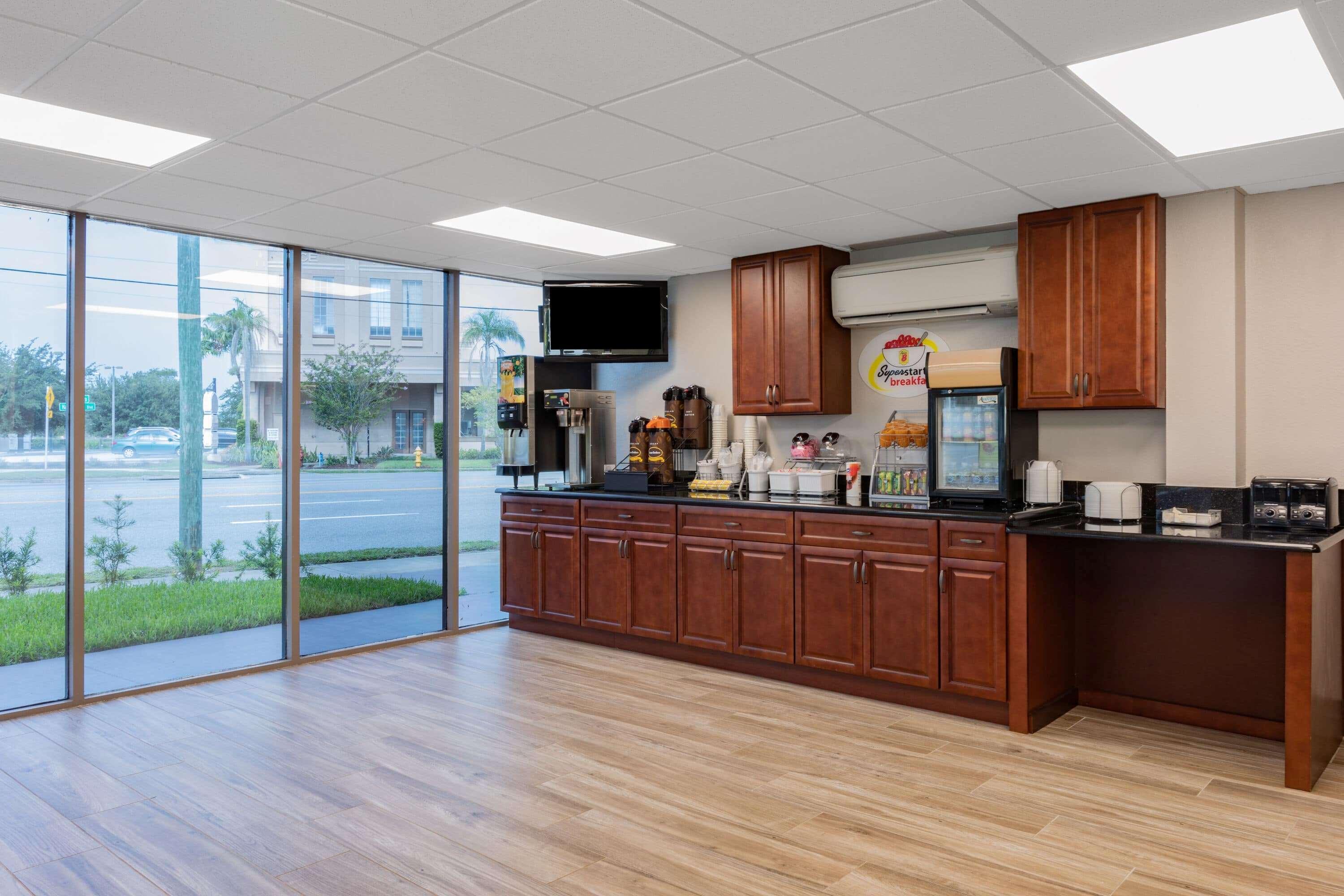 Motel Super 8 By Wyndham 2*